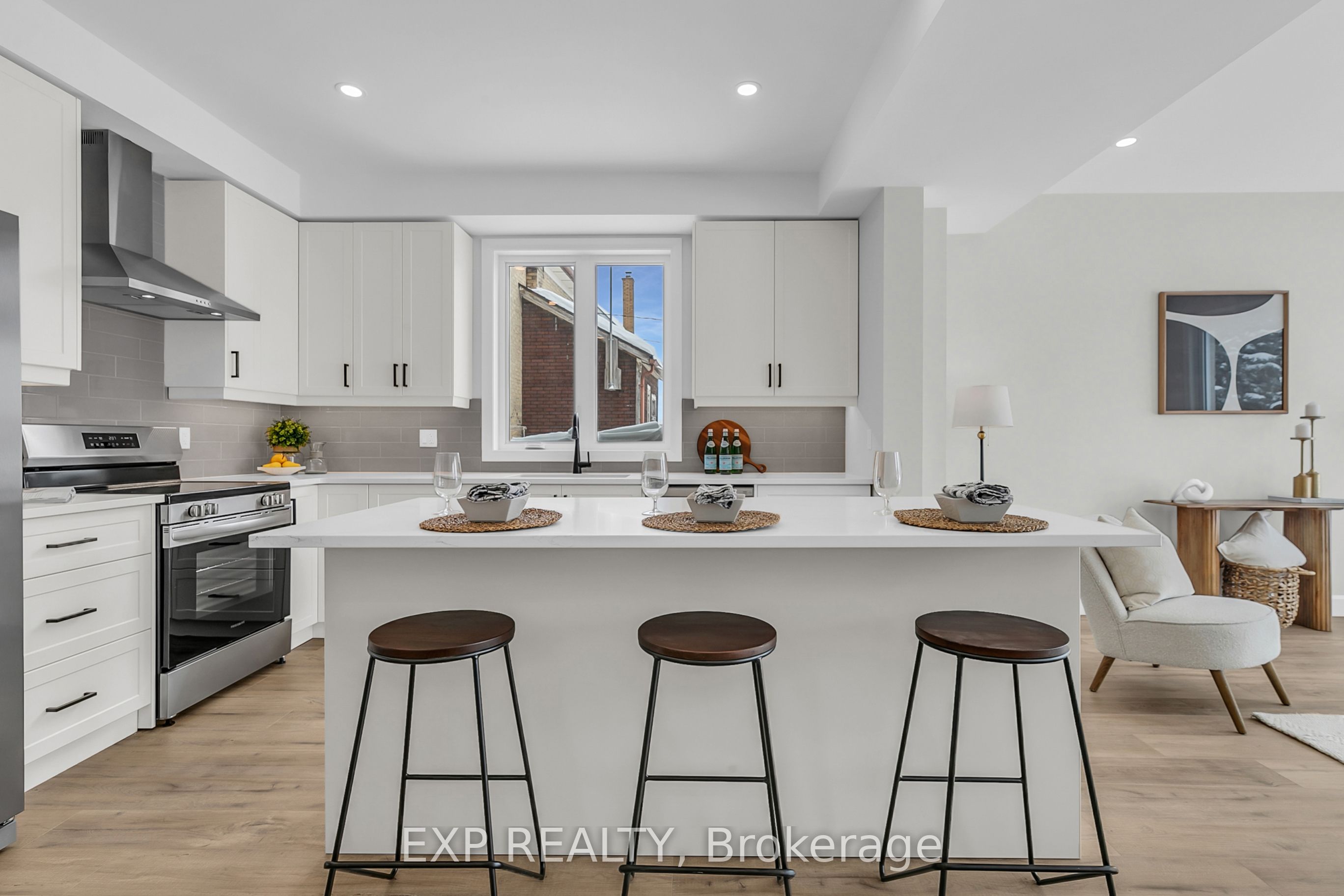 #a - 29 Park Avenue Property Photo 12