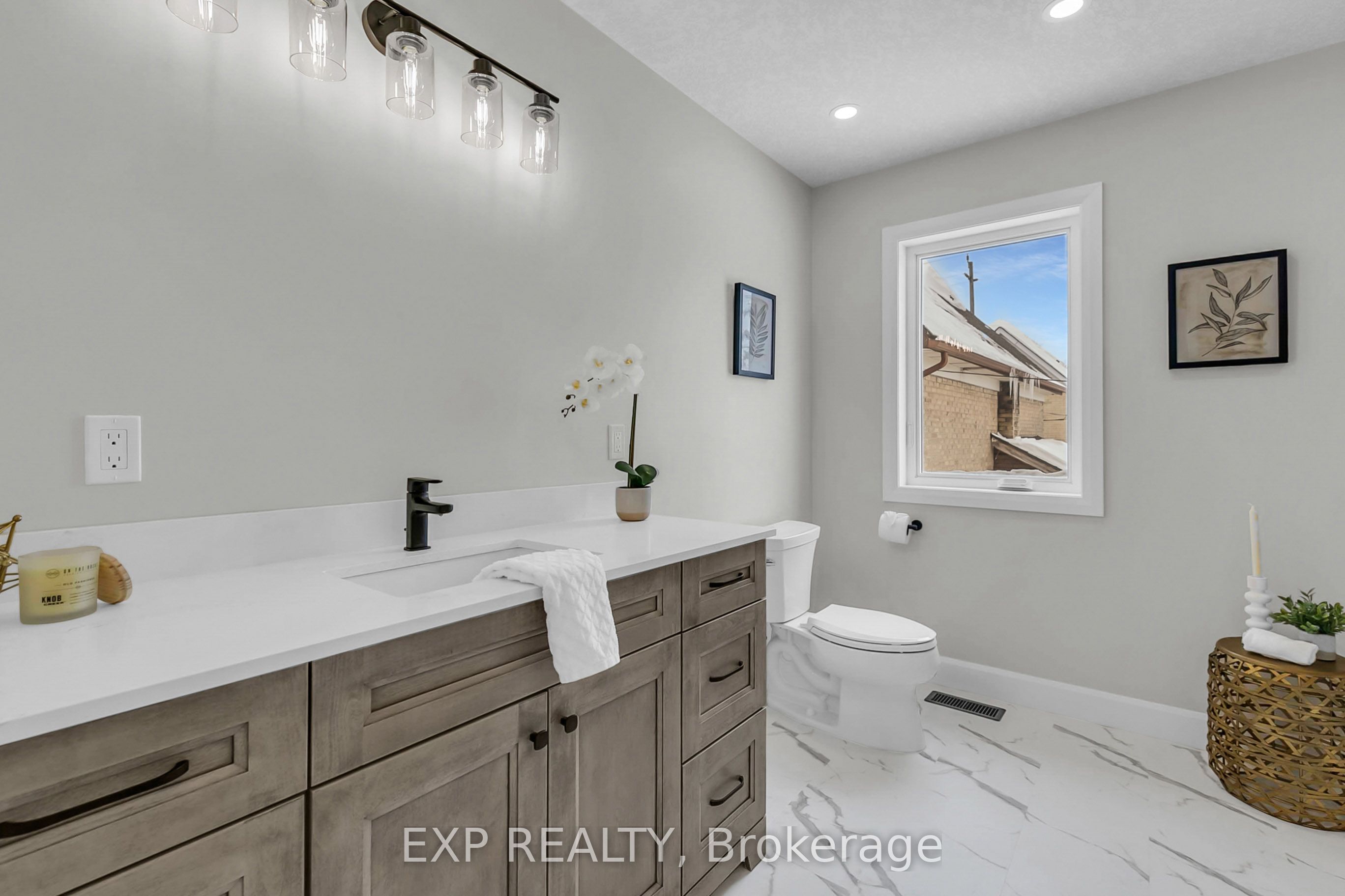 #a - 29 Park Avenue Property Photo 32