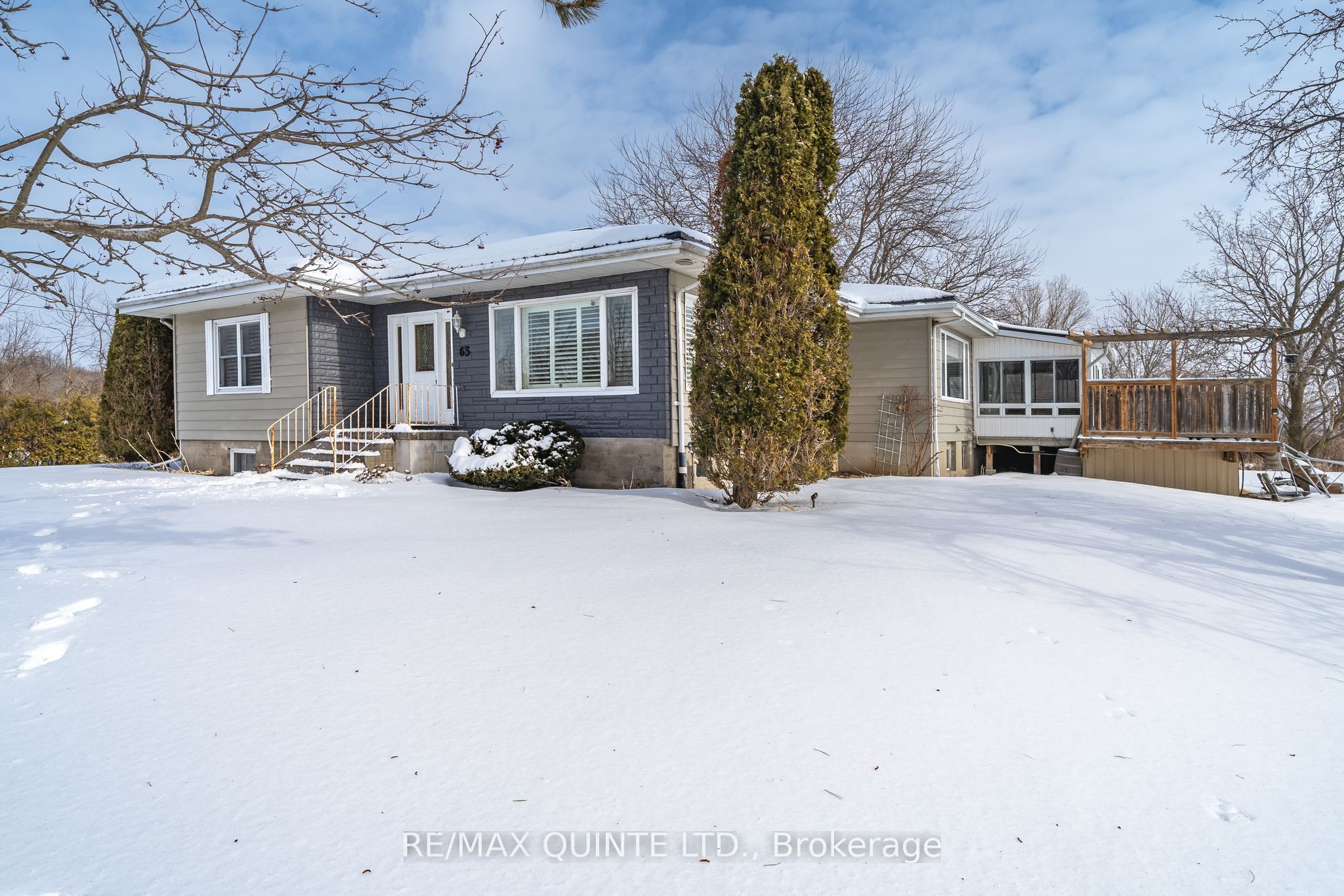 K8v 5p5 Real Estate Listings Main Image