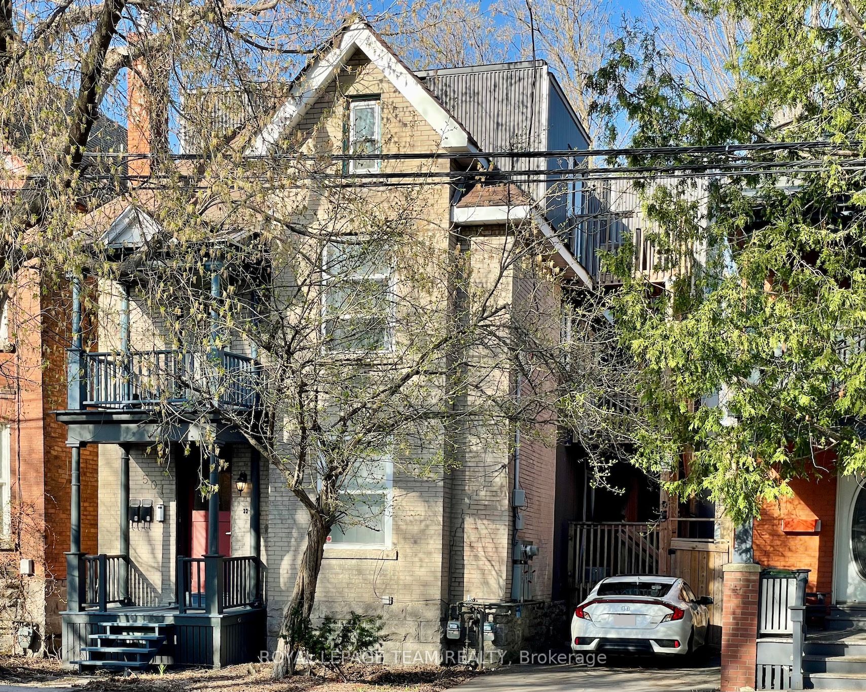 501 Lyon Street Property Photo