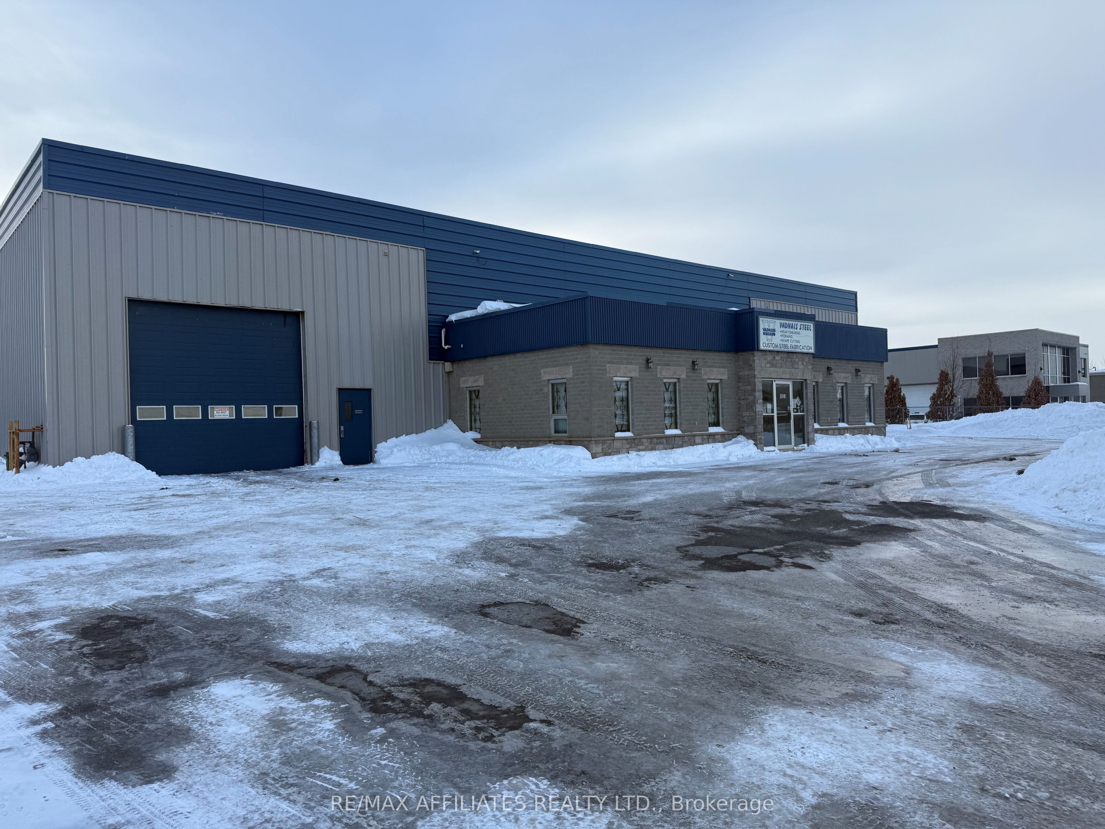 1820 Bantree Street Property Photo 3