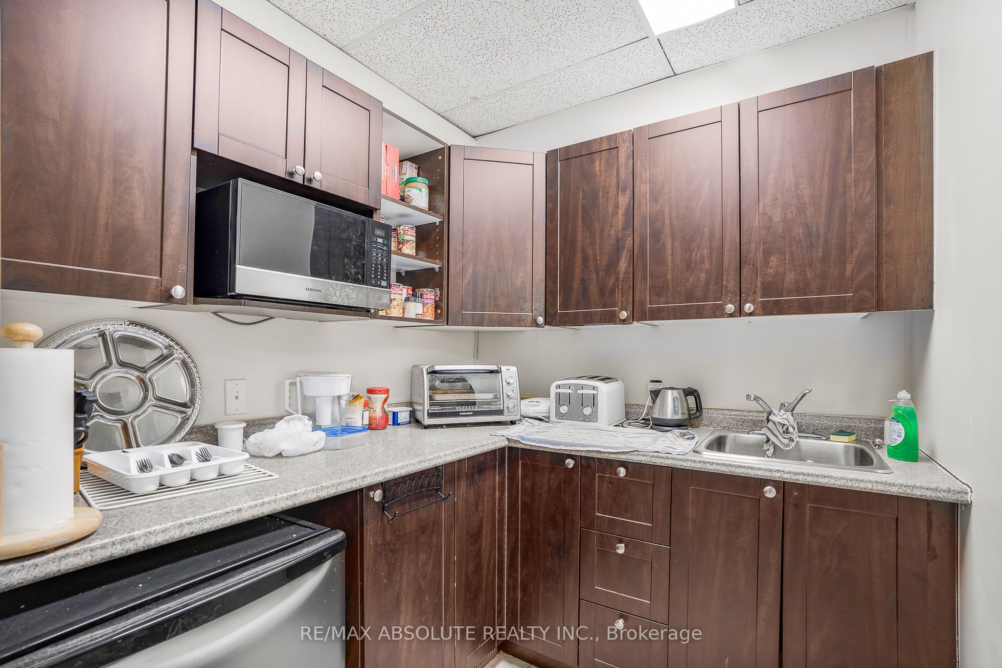 #51 - 5450 Canotek Road Property Photo 25