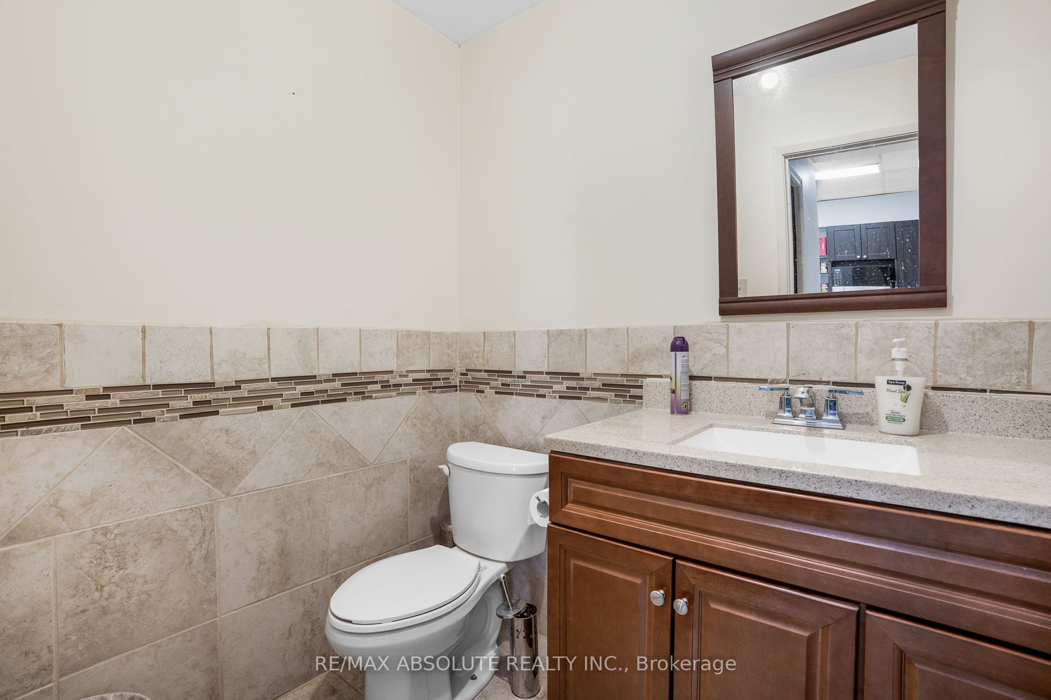 #51 - 5450 Canotek Road Property Photo 26