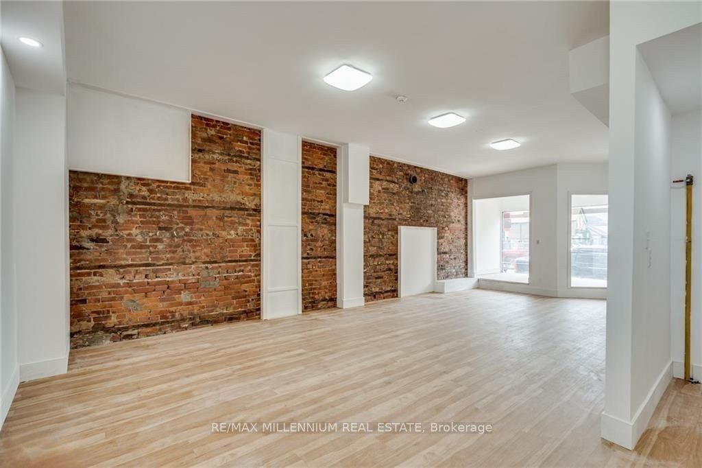 363 Barton Street Property Photo 1