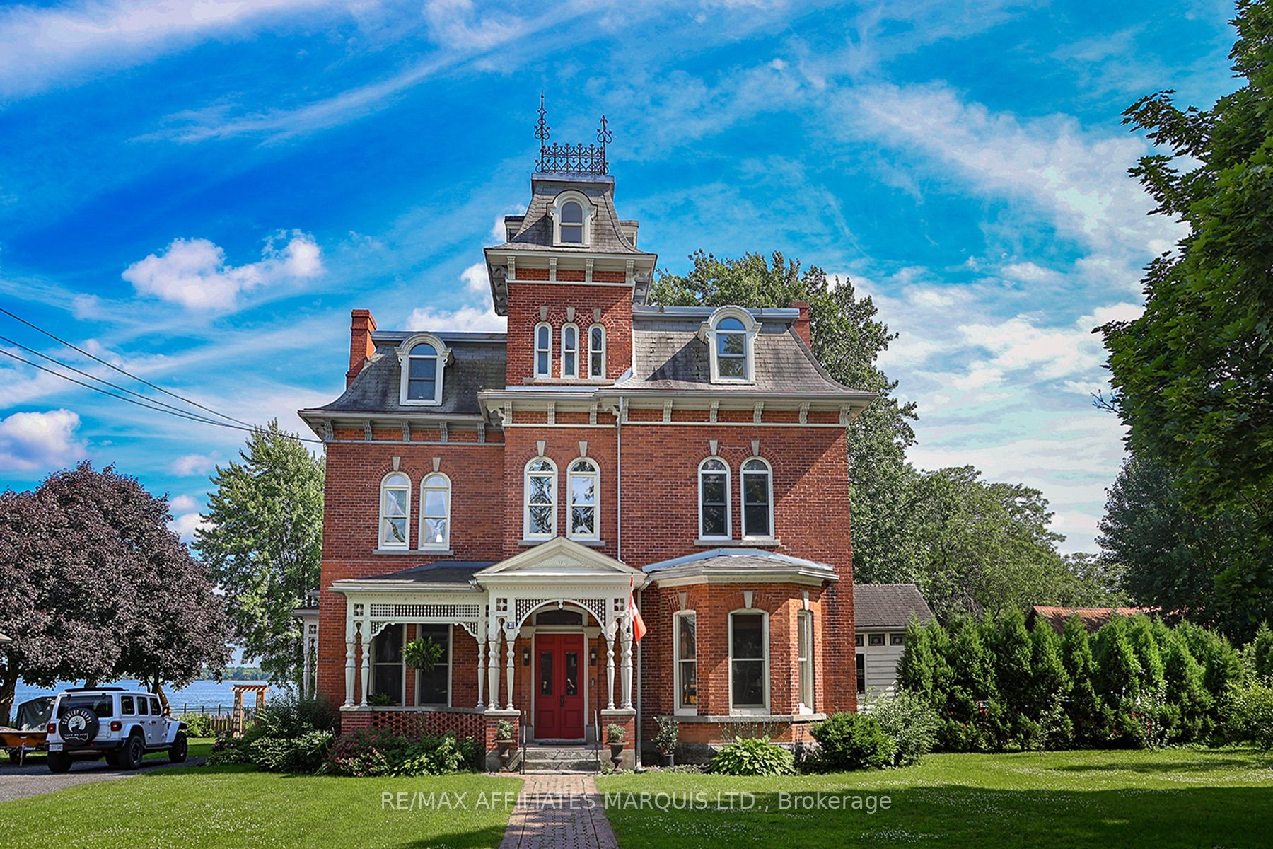 31 Lakeshore Drive Property Photo