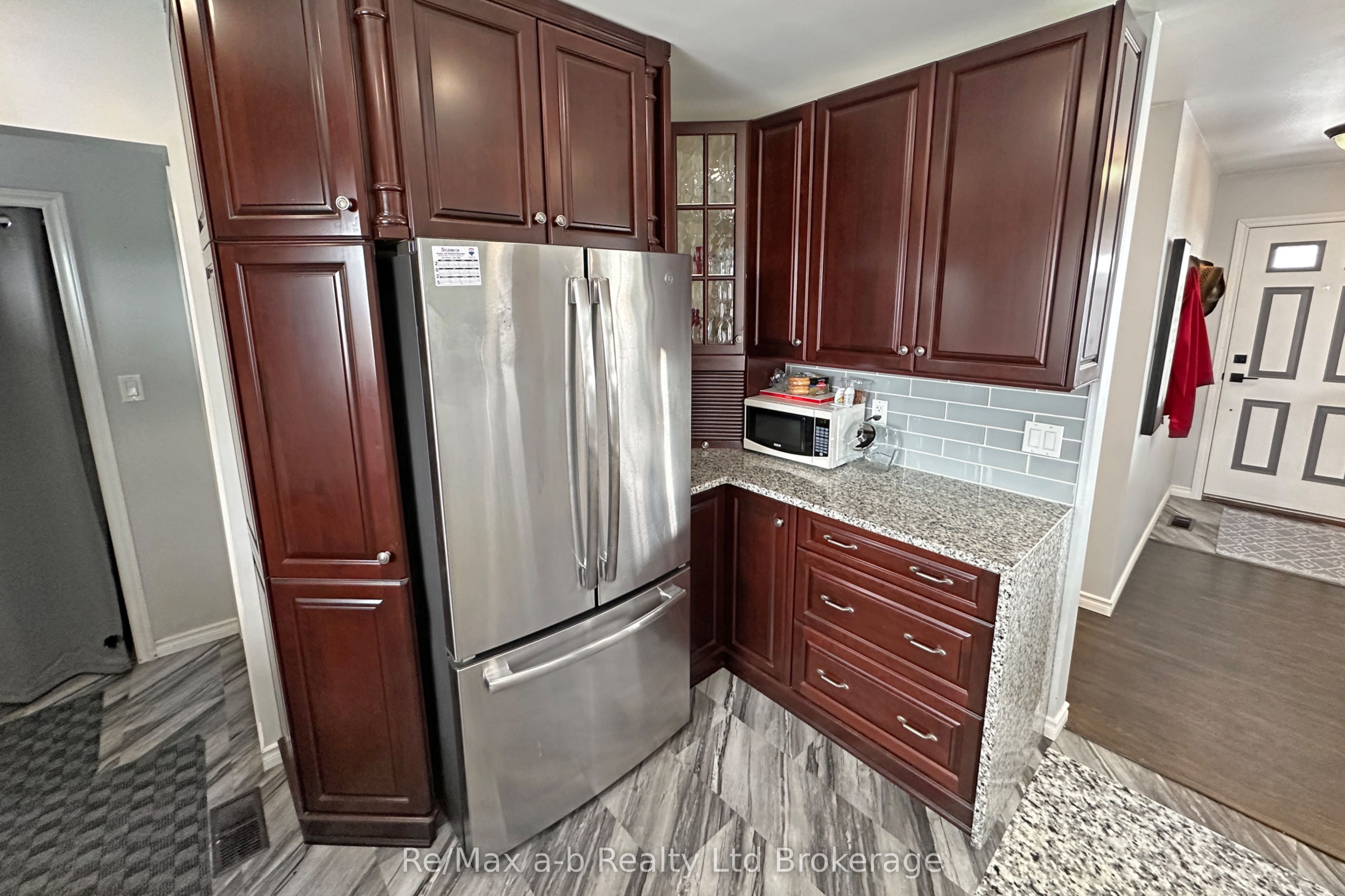 173 Park Row Property Photo 21