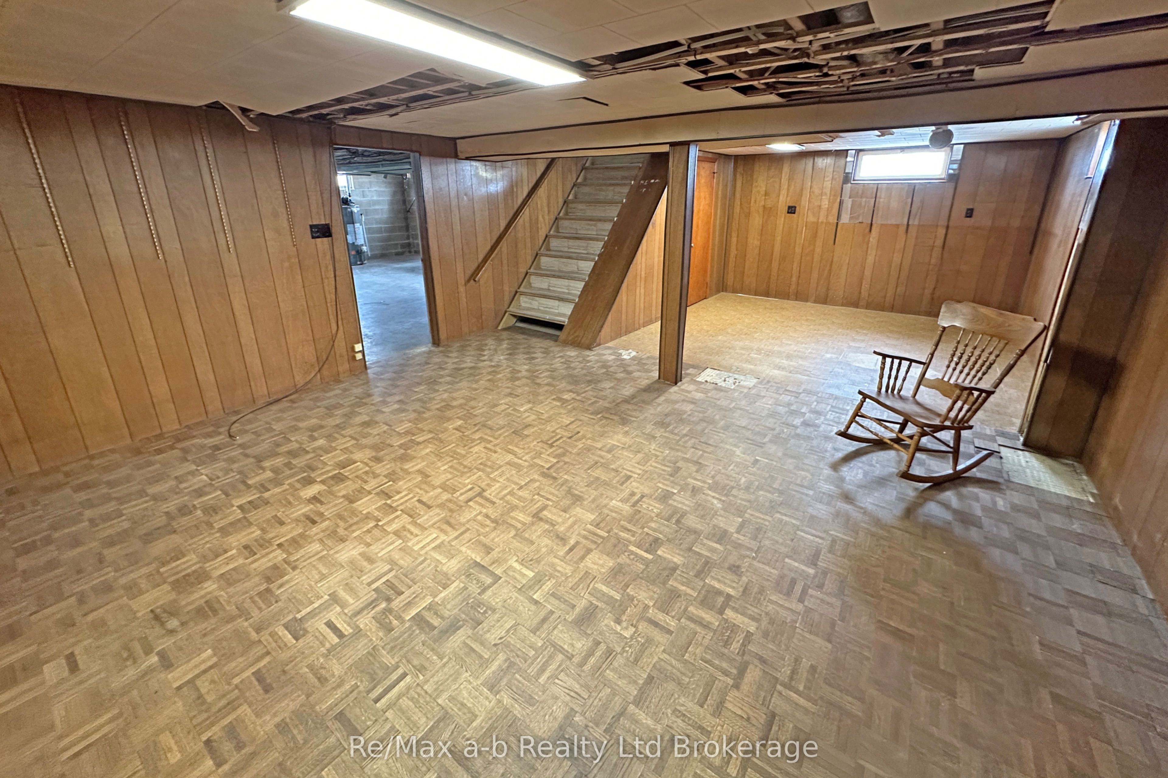 173 Park Row Property Photo 26