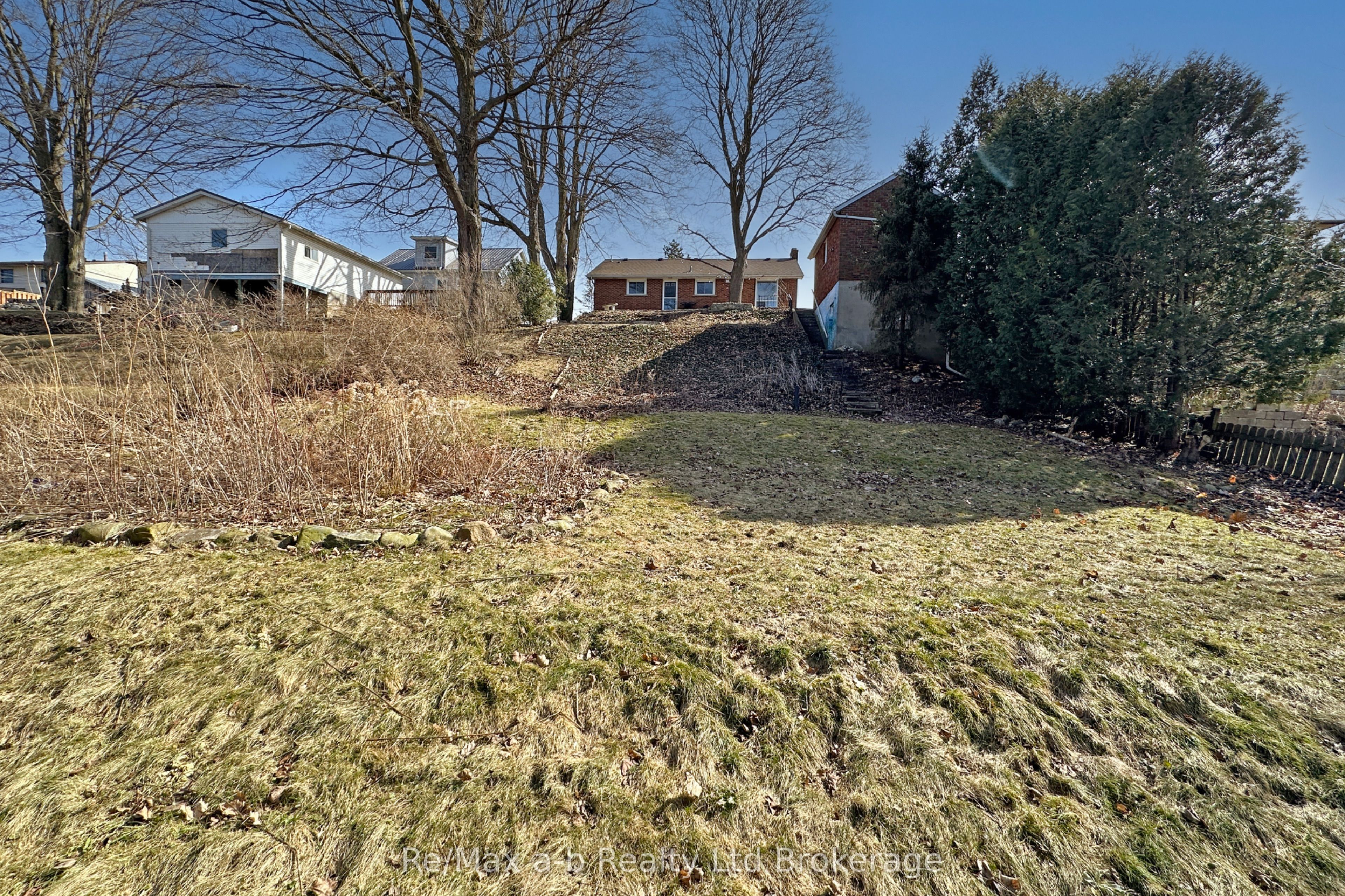 173 Park Row Property Photo 42