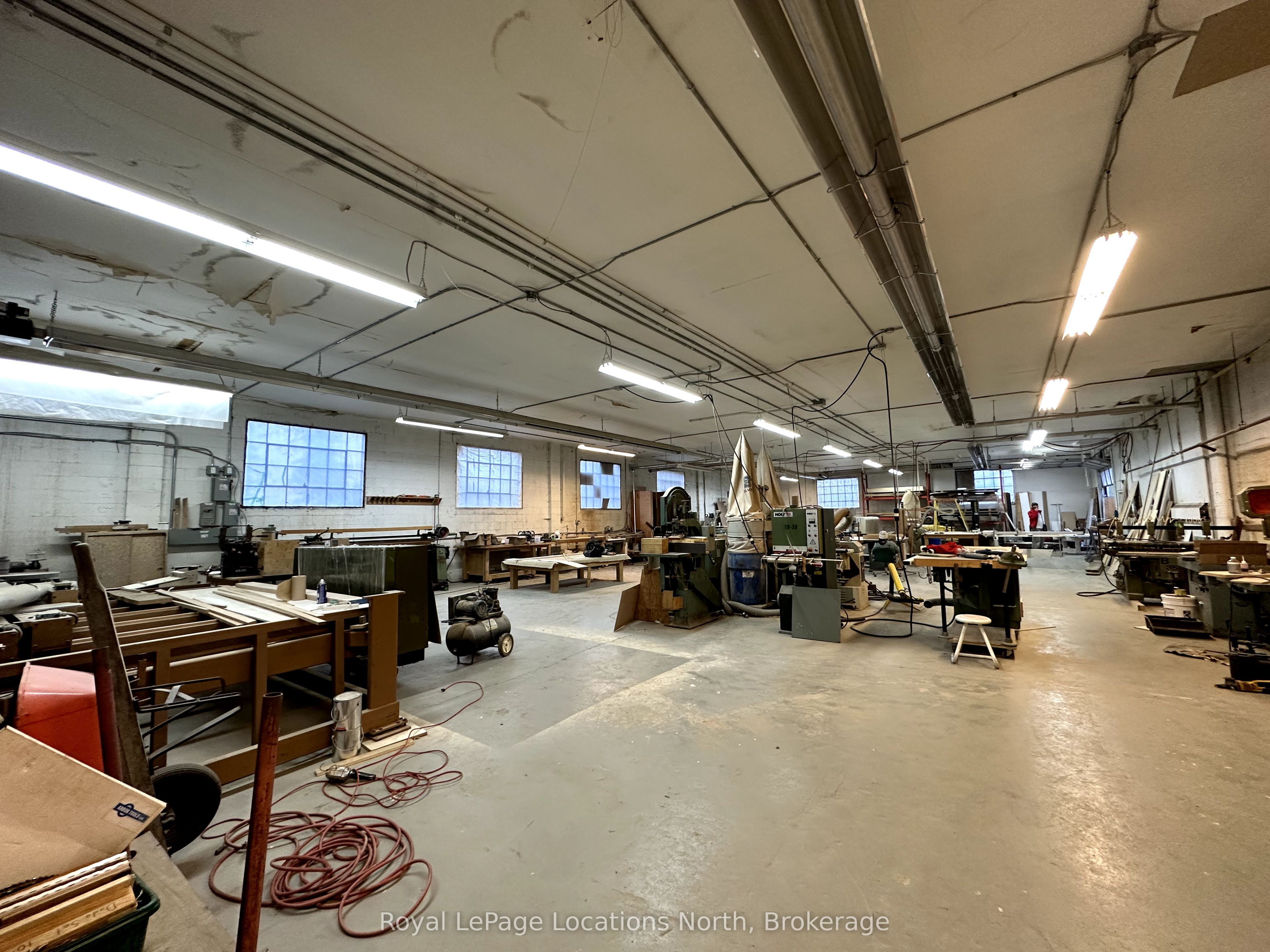 705 Garafraxa Street Property Photo 12