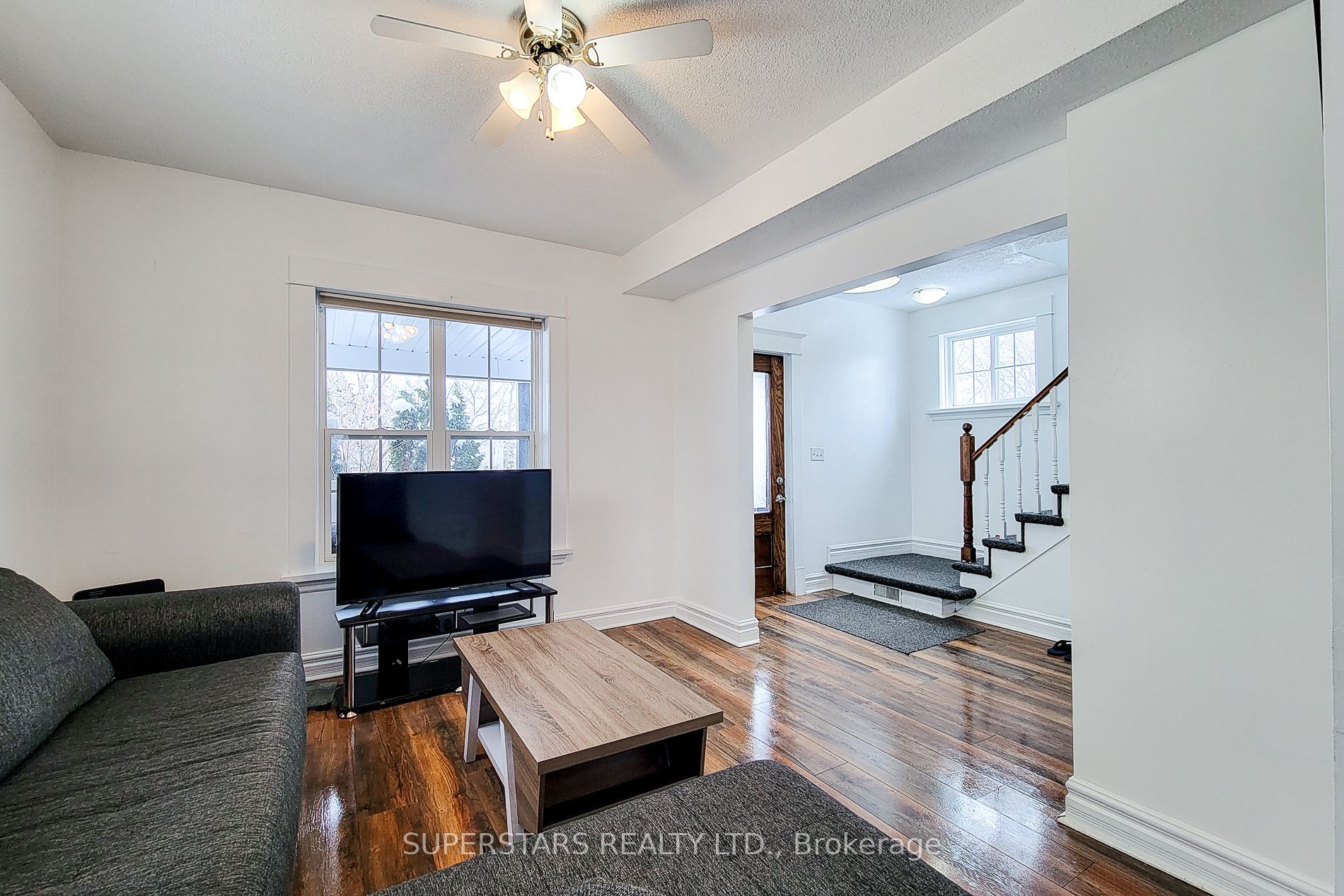 5463 Palmer Avenue Property Photo 8