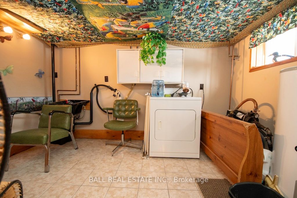 2187 Dunford Road Property Photo 25
