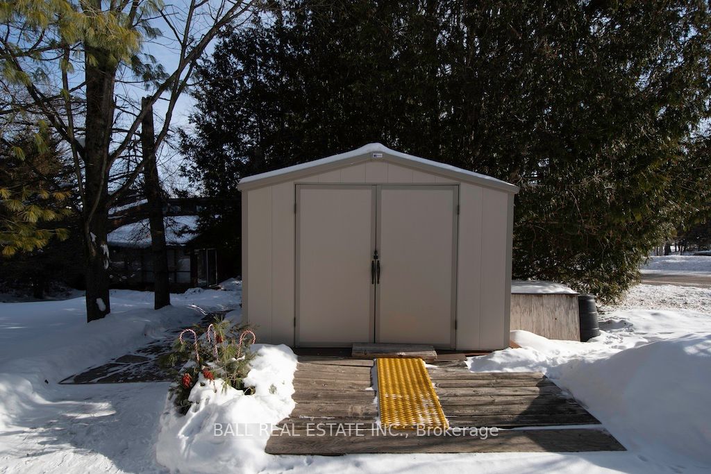 2187 Dunford Road Property Photo 26