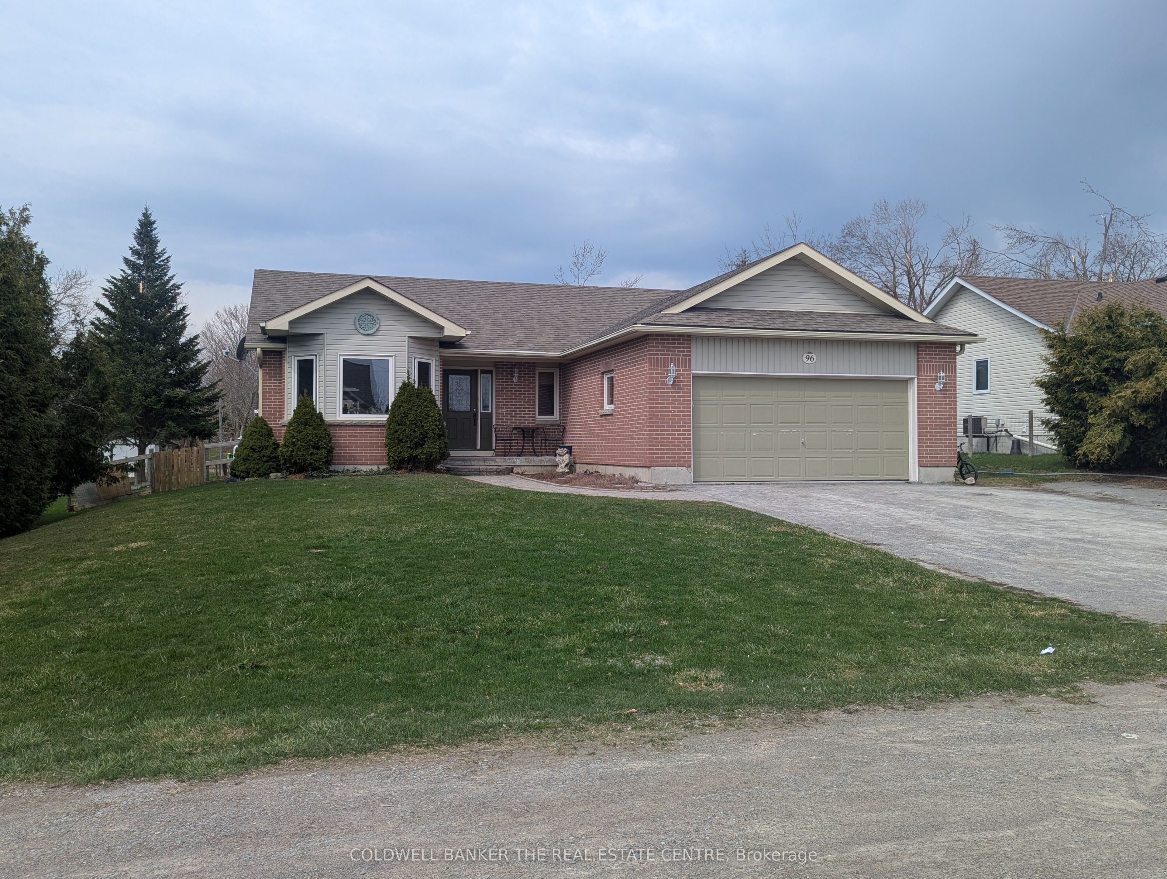 96 Elm Street Property Photo