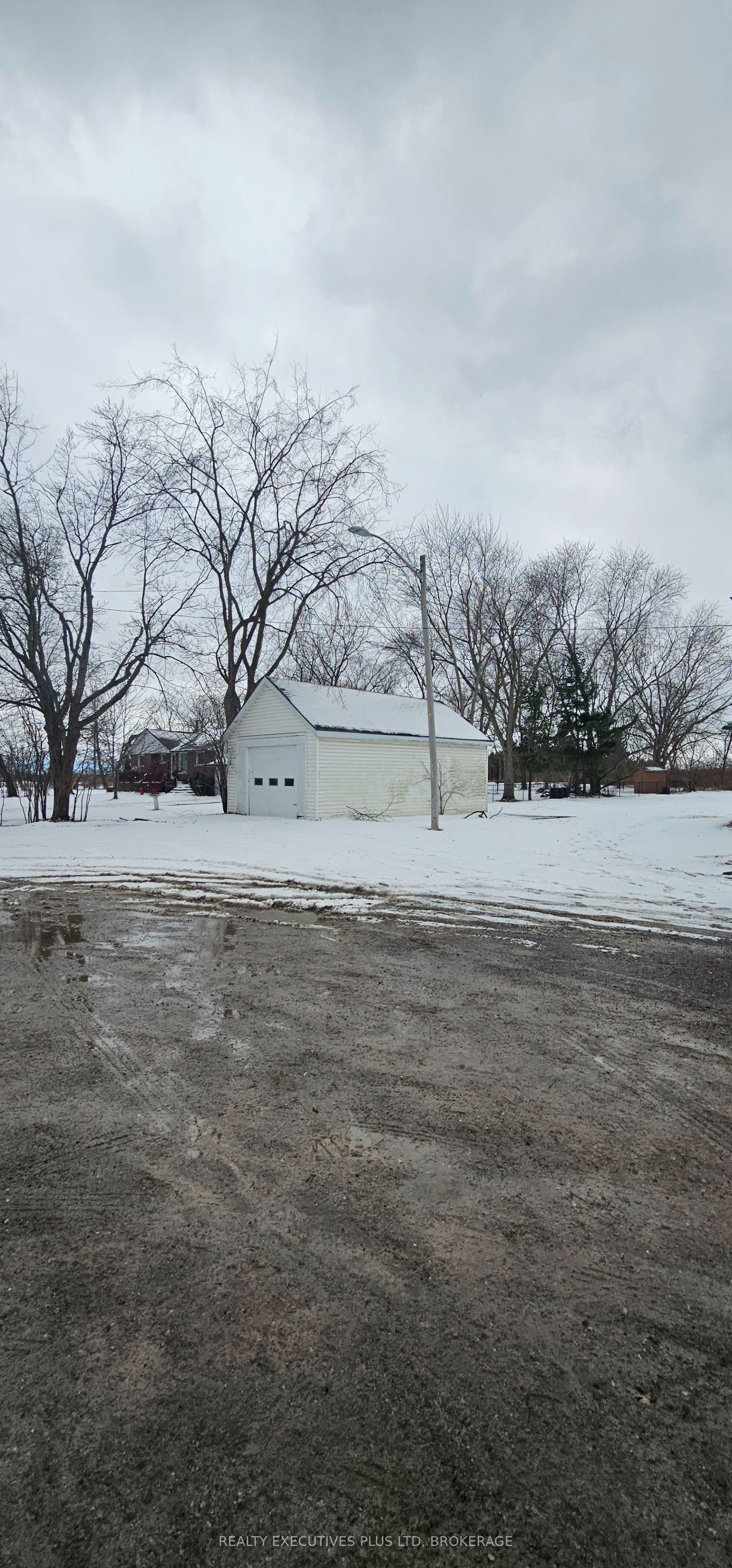 11211 Sodom Road Property Photo 3
