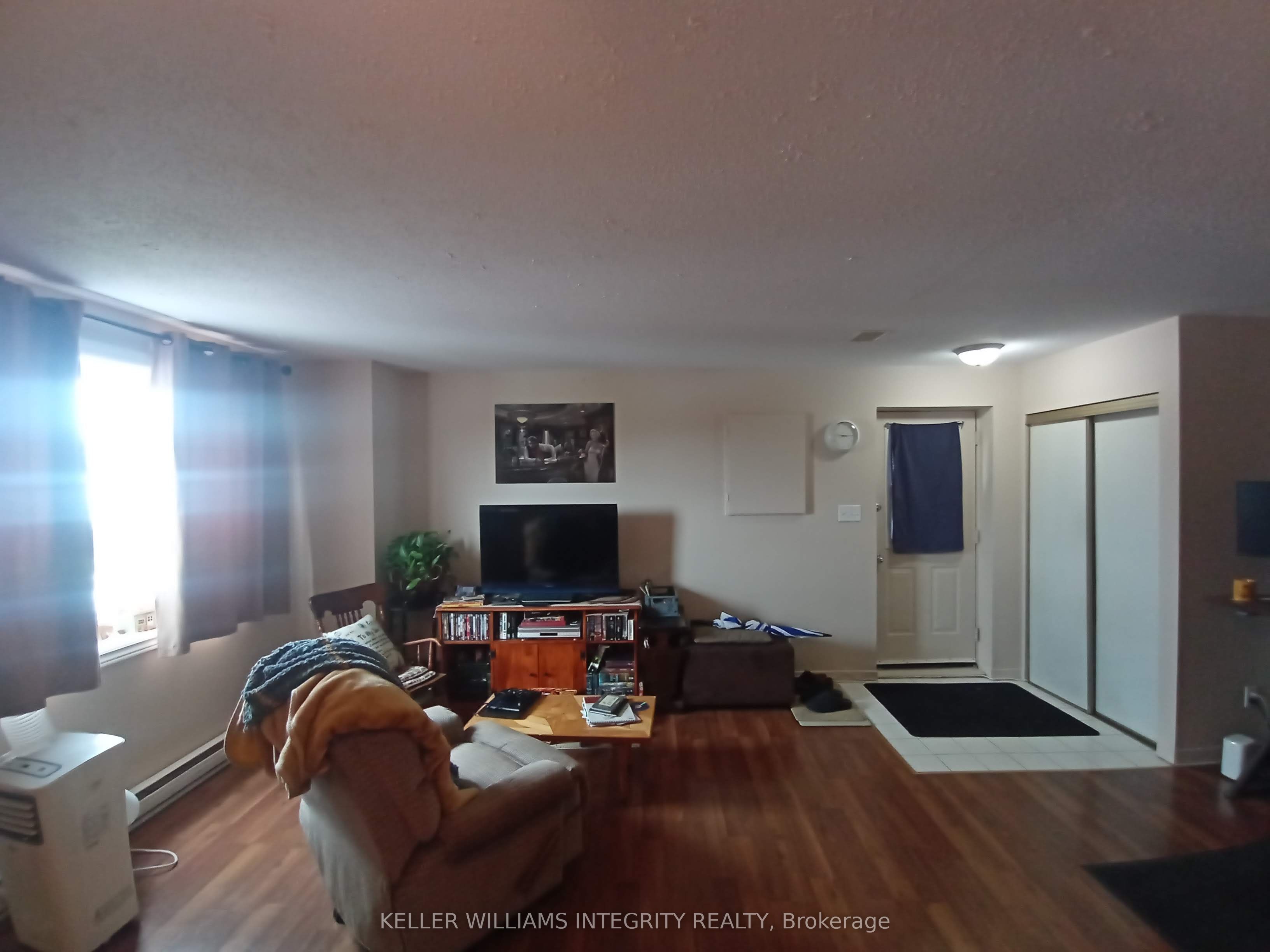 671 Notre Dame Street Property Photo 11