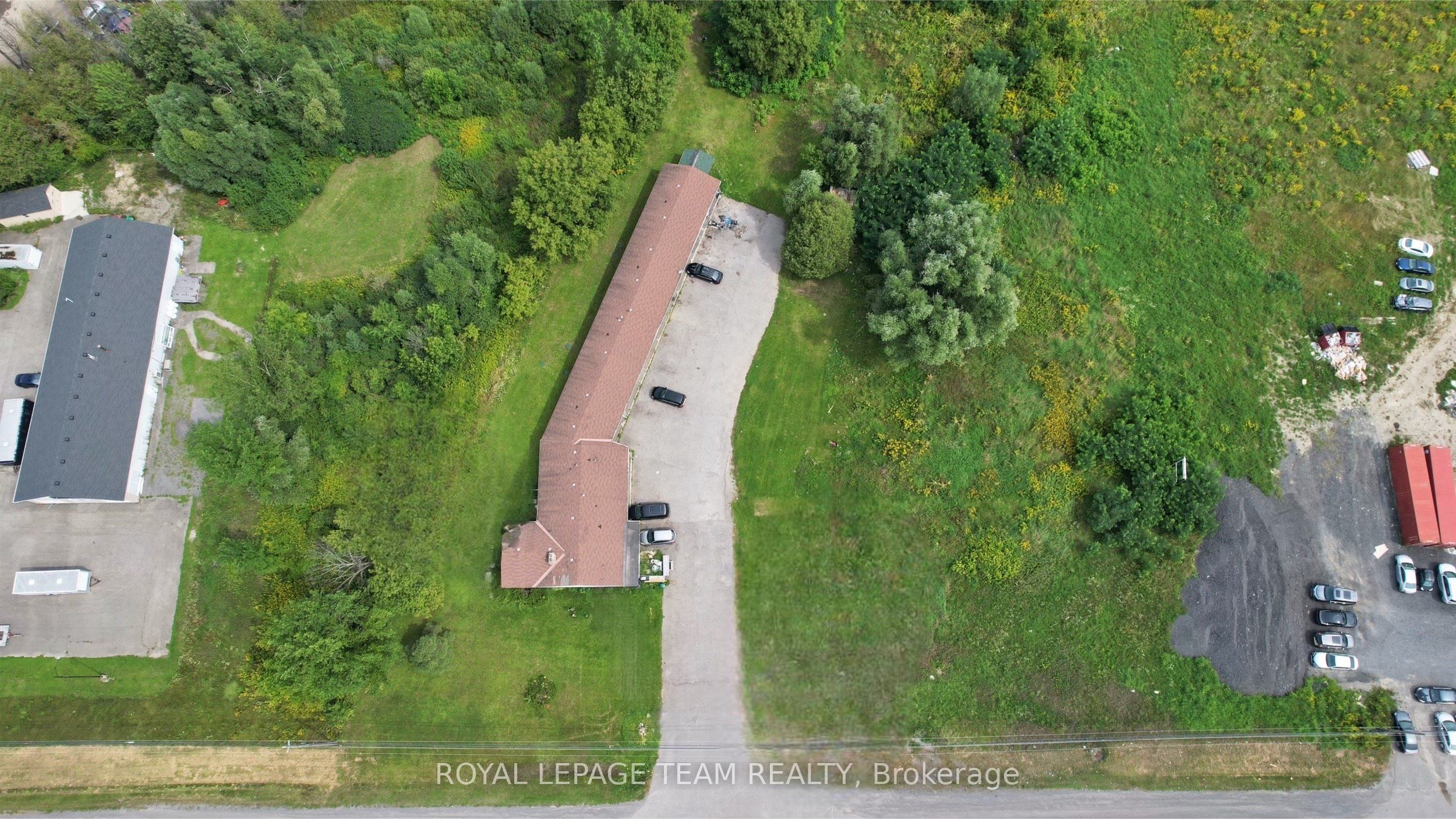 6637 Bank Street Property Photo 5