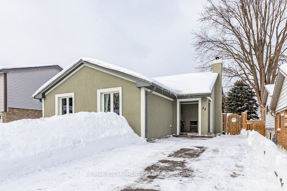 98 Forestgate Drive Property Photo 1
