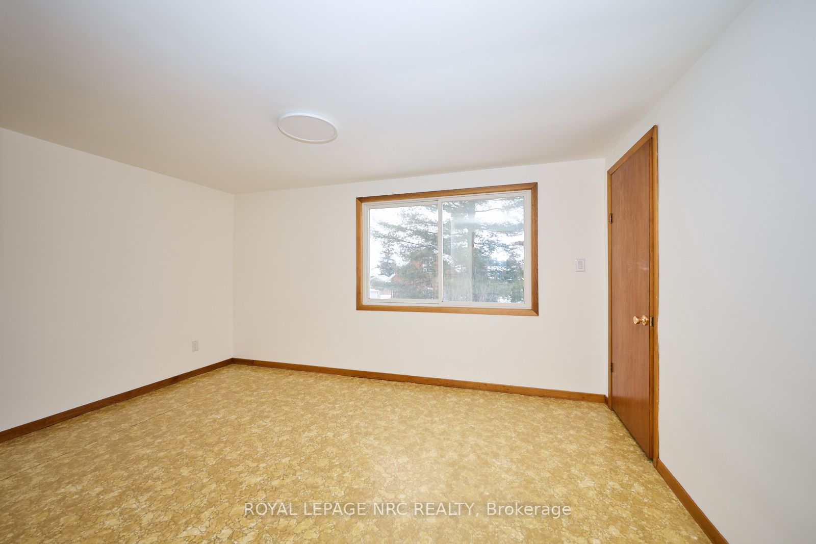 21 Melrose Avenue Property Photo 27