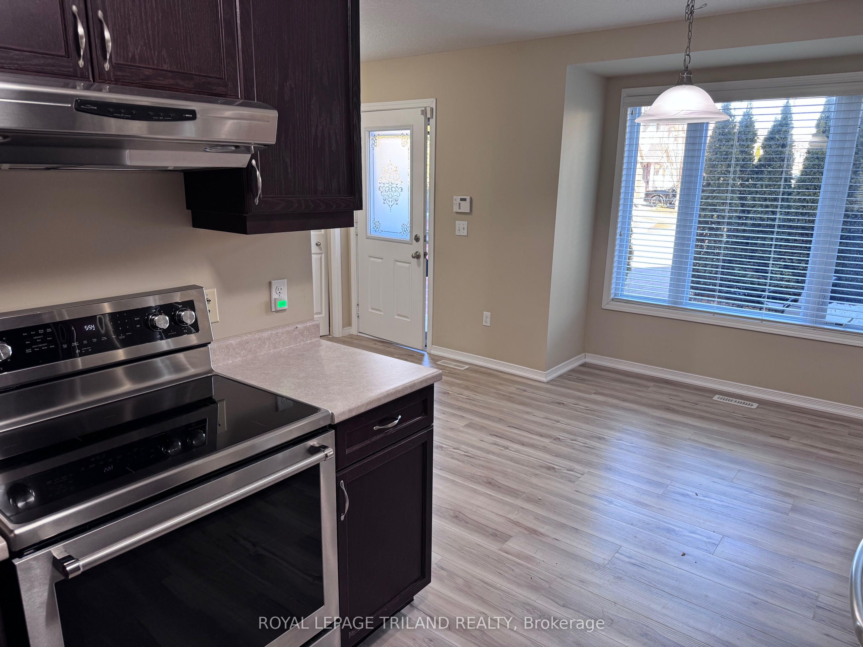 #9 - 1625 Purser Street Property Photo 8