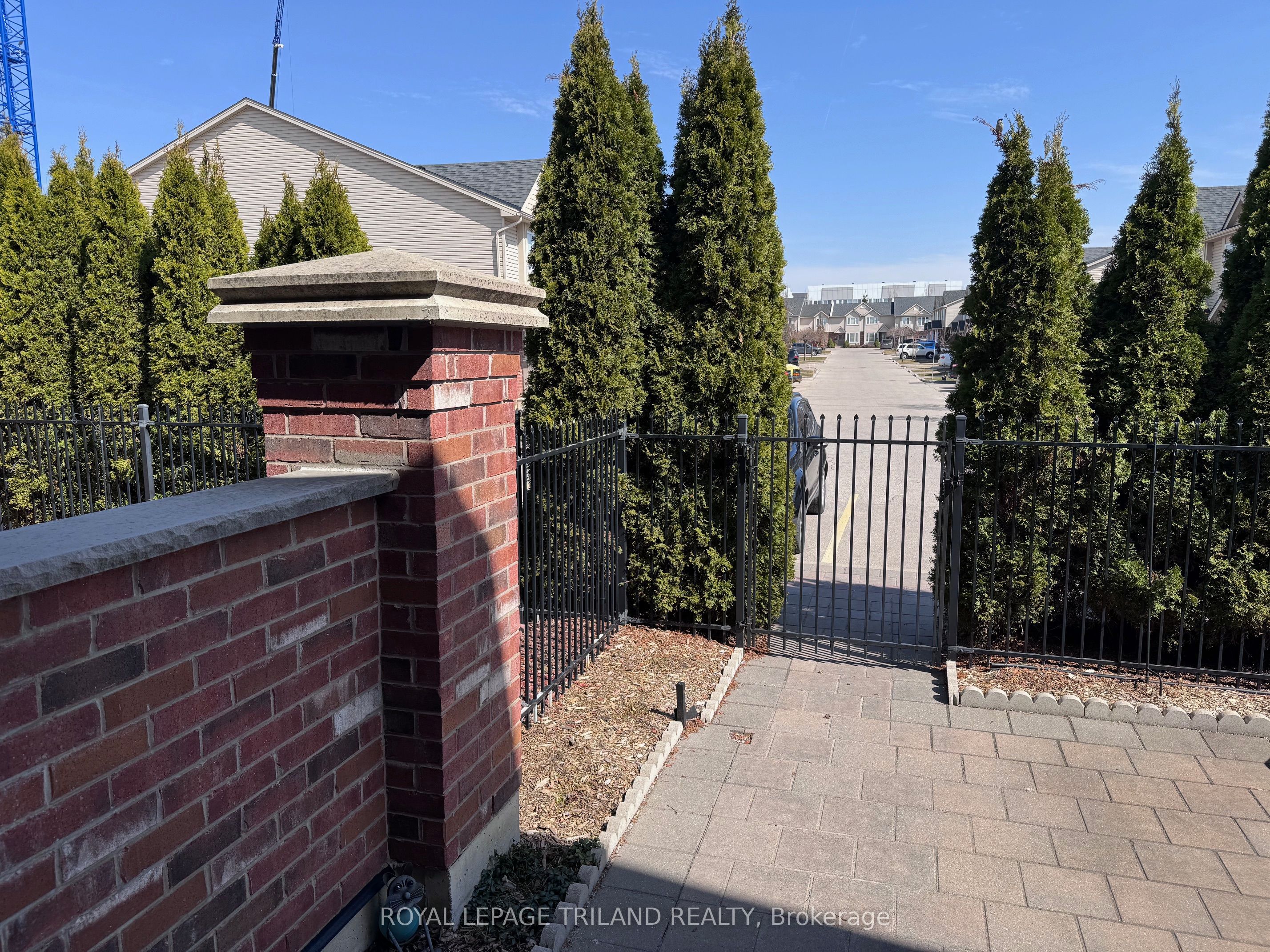 #9 - 1625 Purser Street Property Photo 21