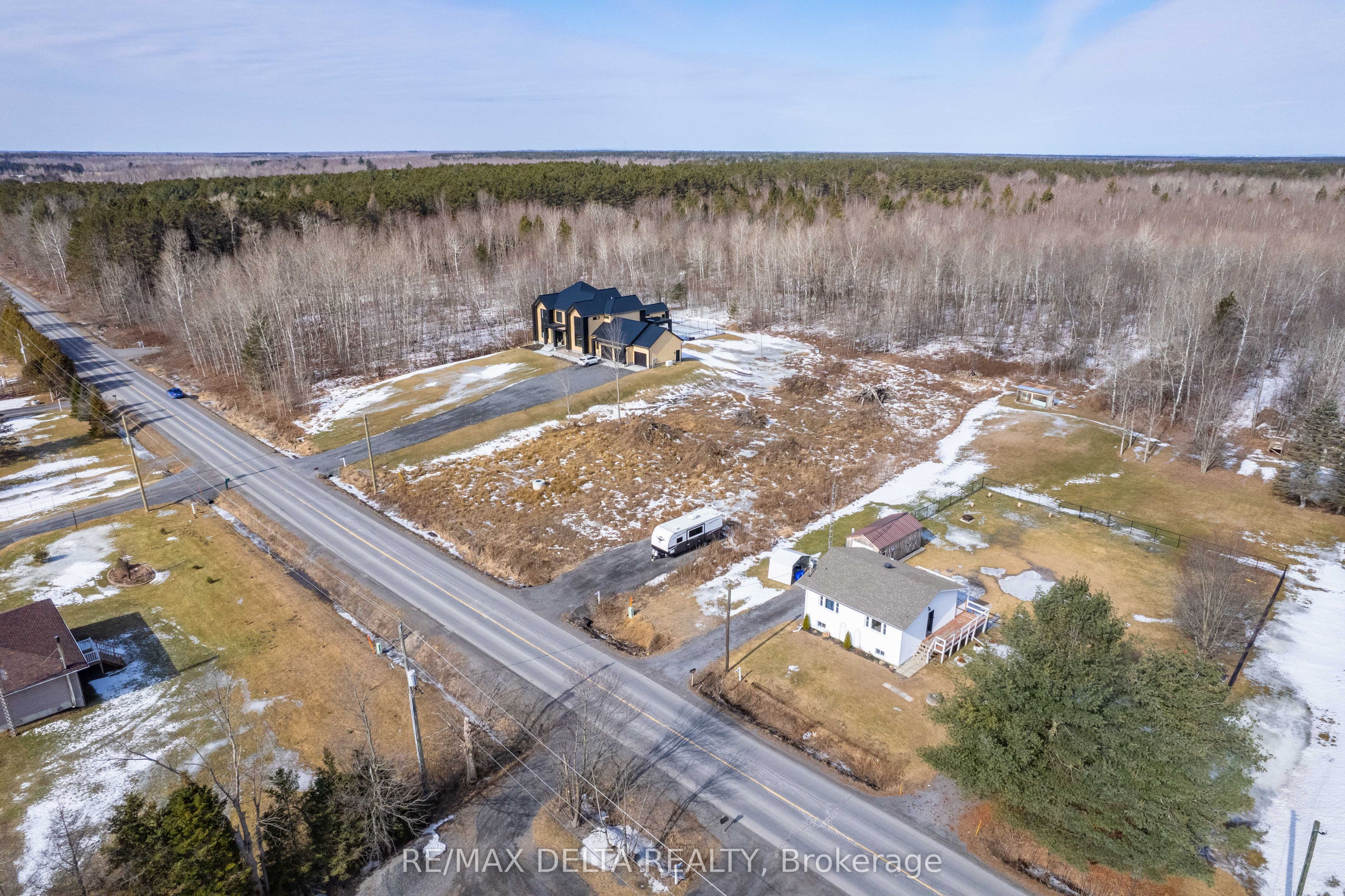 1504 Calypso Road Property Photo 5