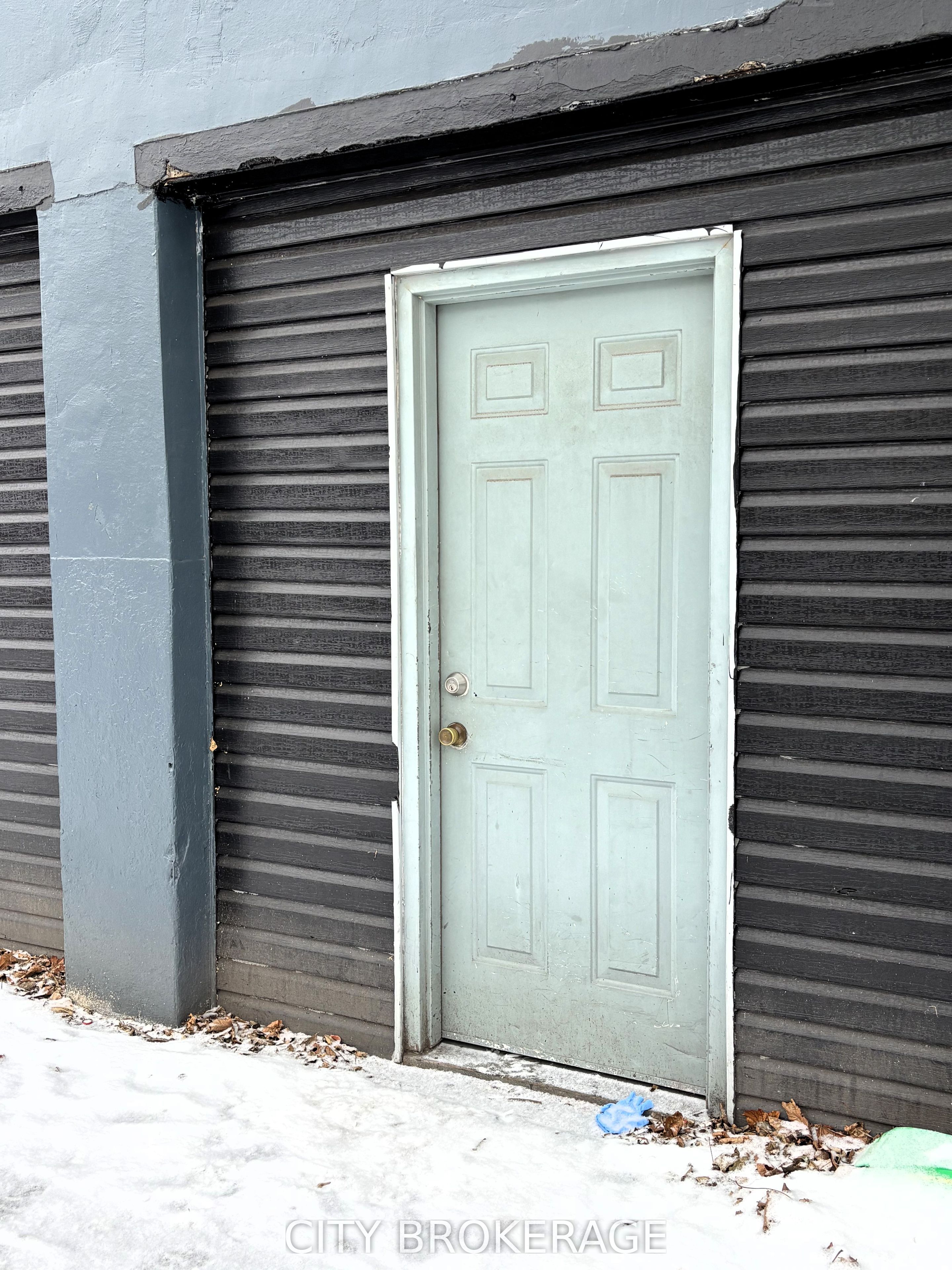 4 Rosemont Ave Property Photo 25