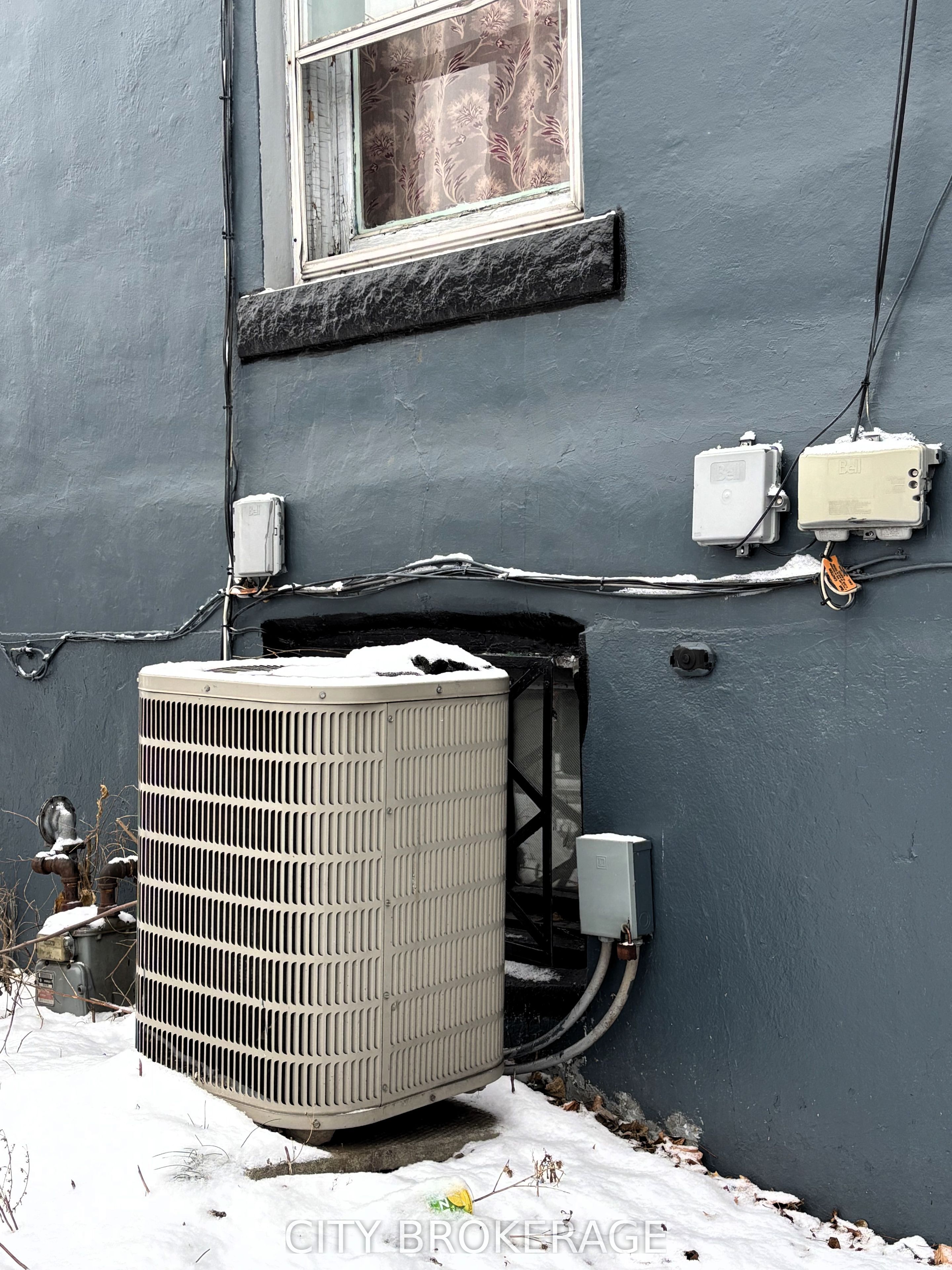 4 Rosemont Ave Property Photo 26