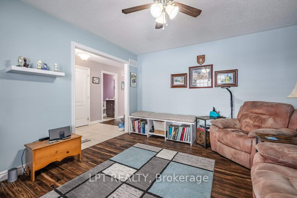2 Merrill Drive Property Photo 8