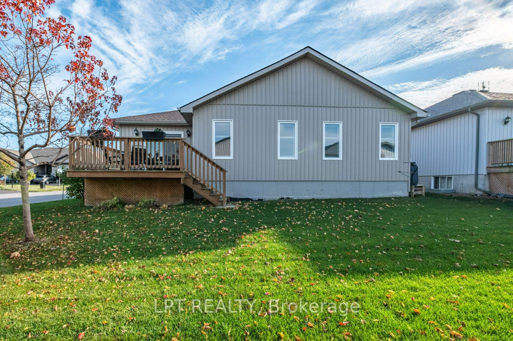 2 Merrill Drive Property Photo 29
