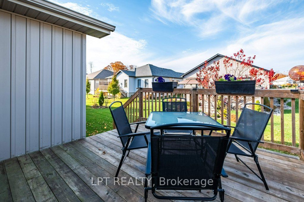 2 Merrill Drive Property Photo 32