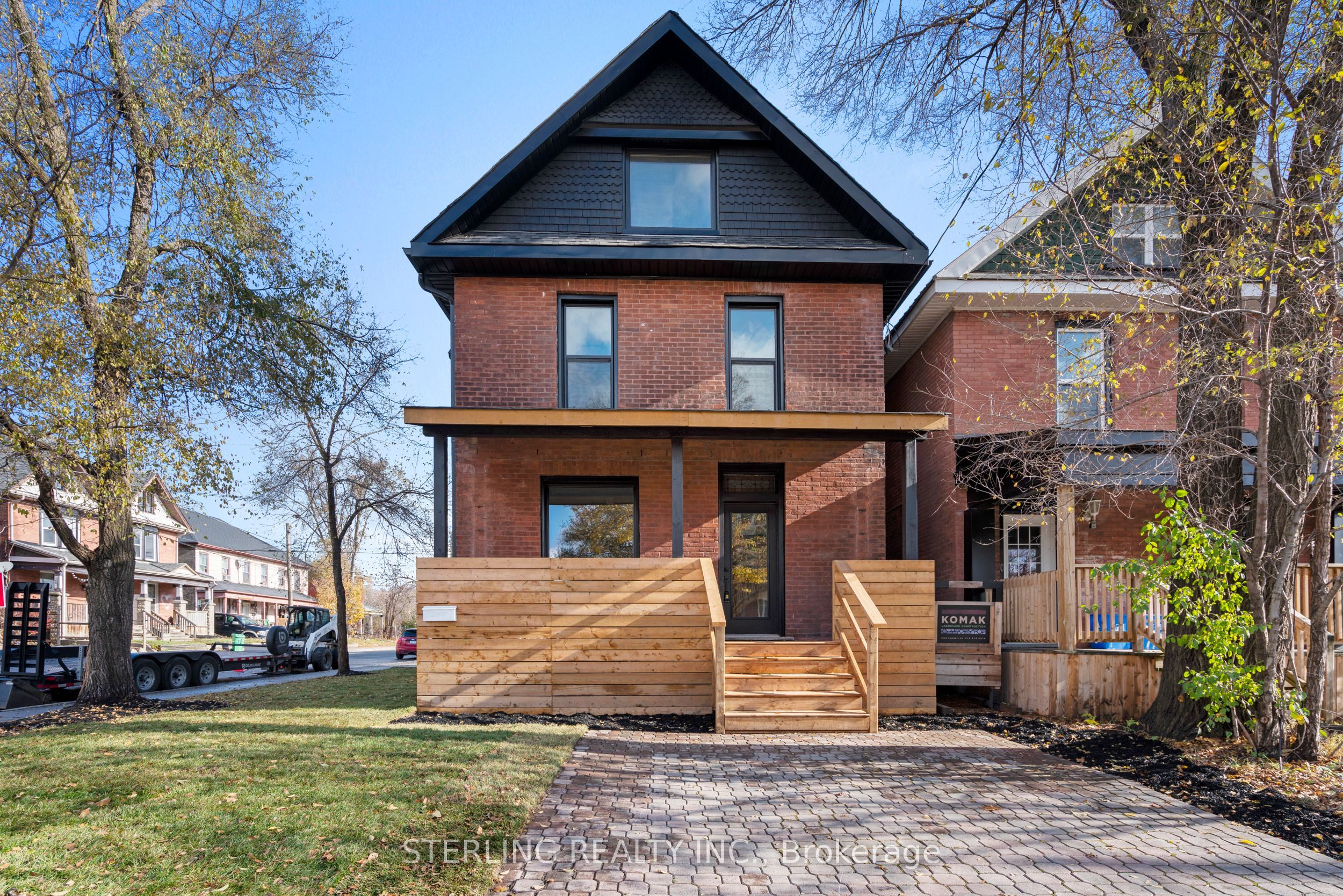 200 Stewart St Property Photo