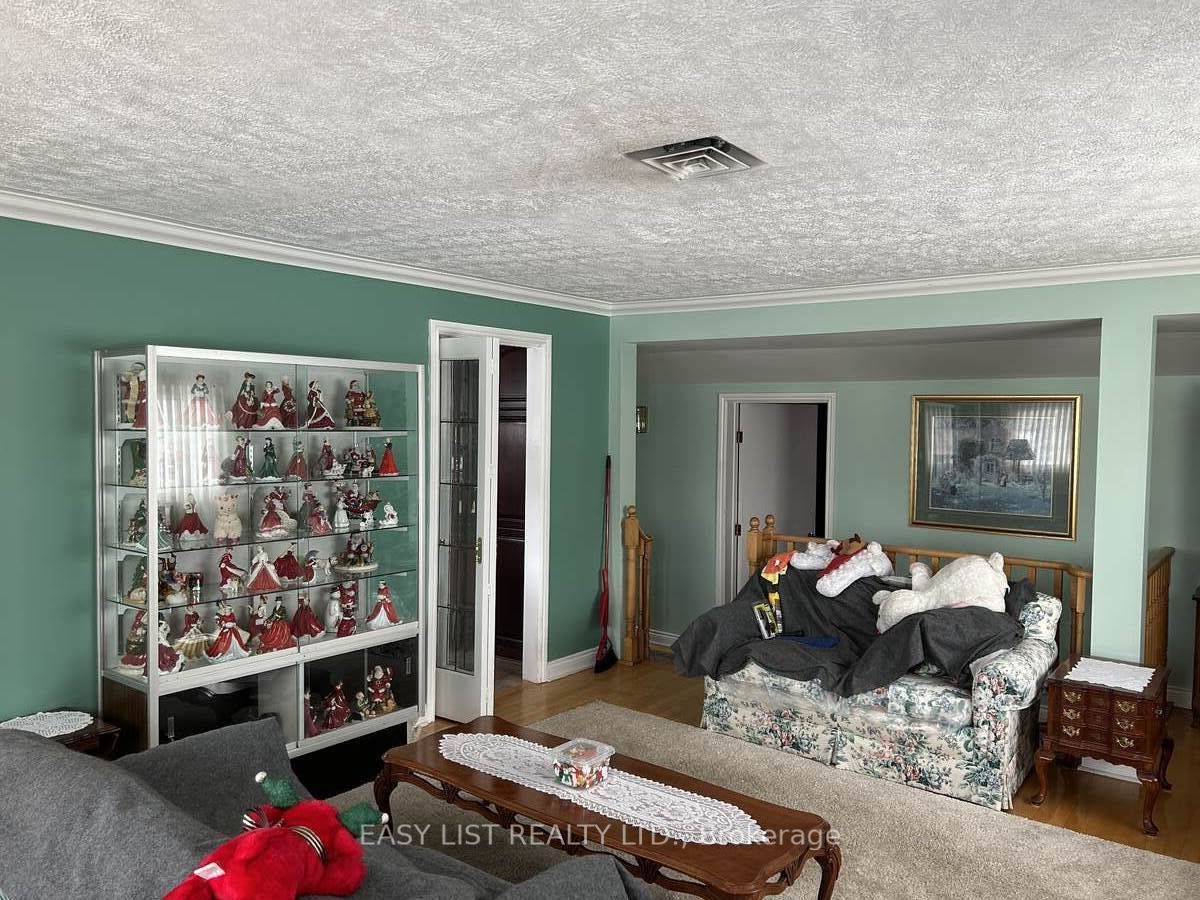 455 Campbell Street Property Photo 17