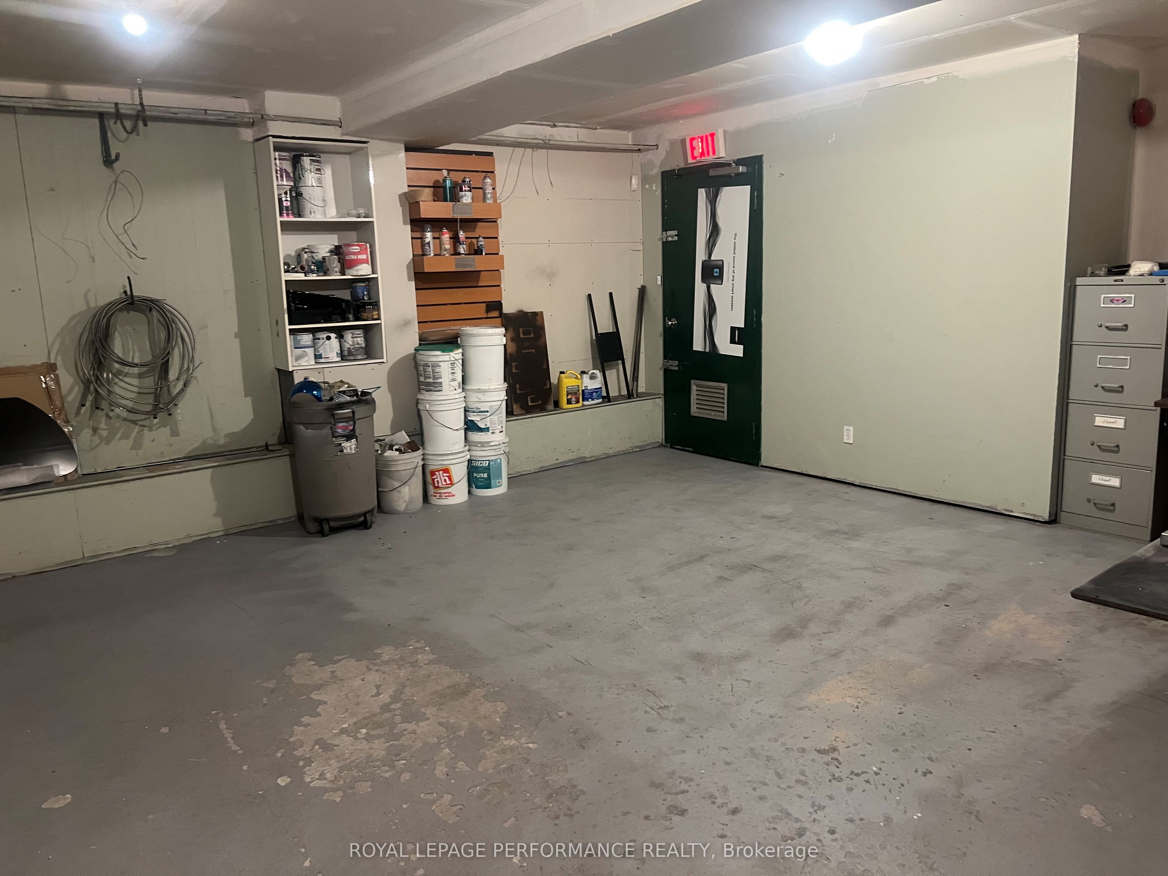 95 Main Street Property Photo 16