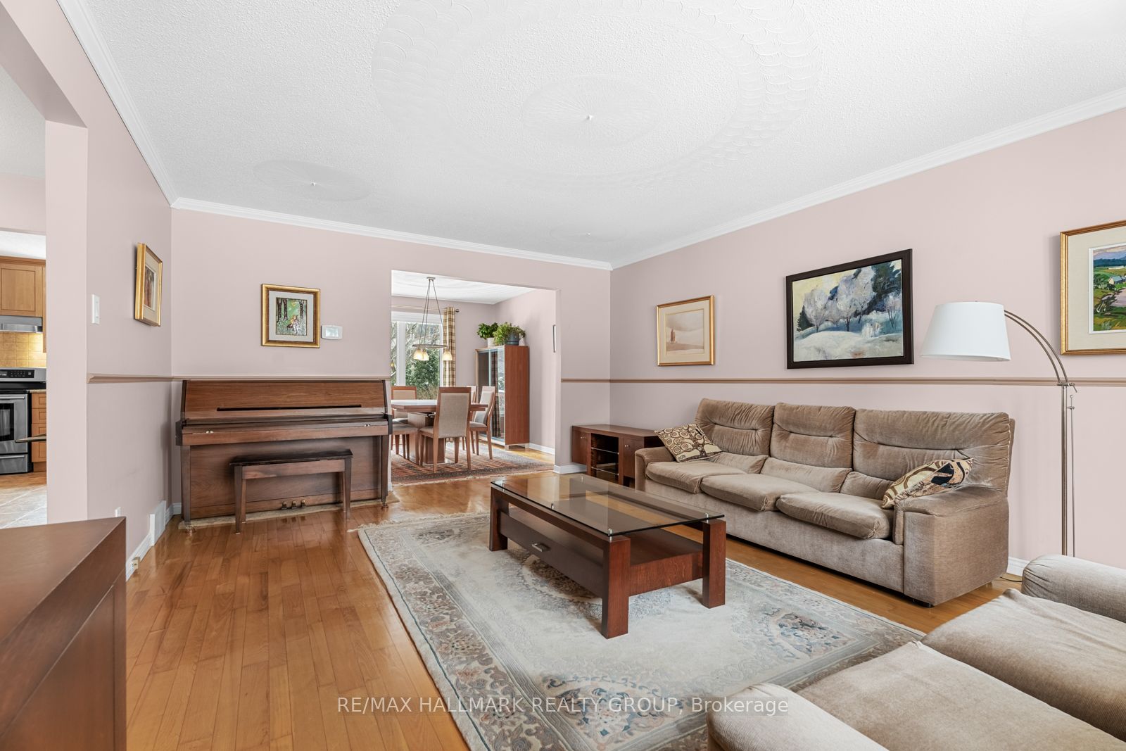 4754 Donovan Court Property Photo 6