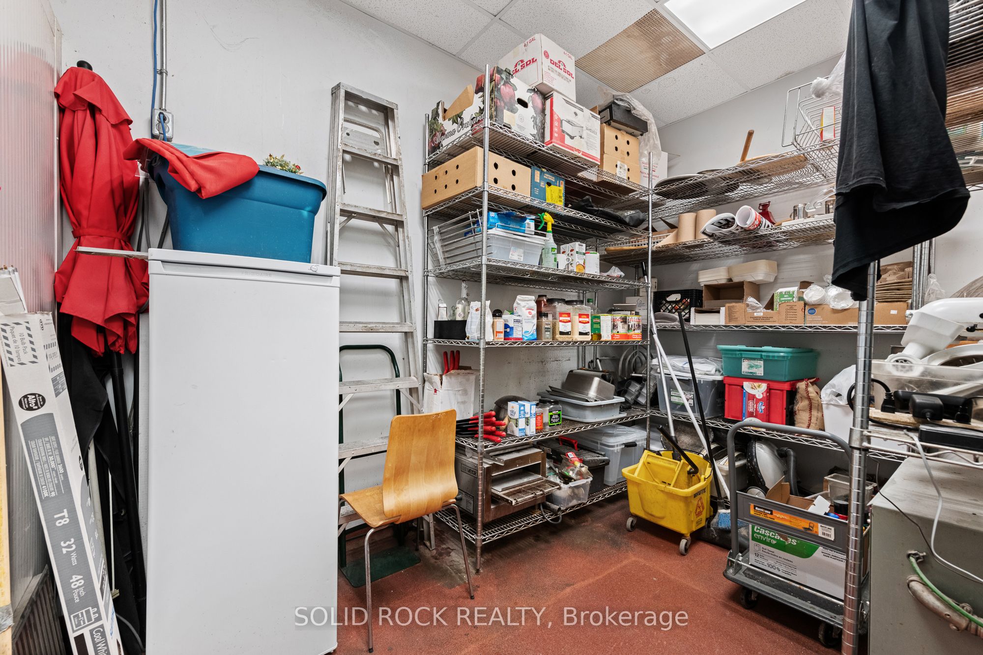450 Kanata Ave Property Photo 18