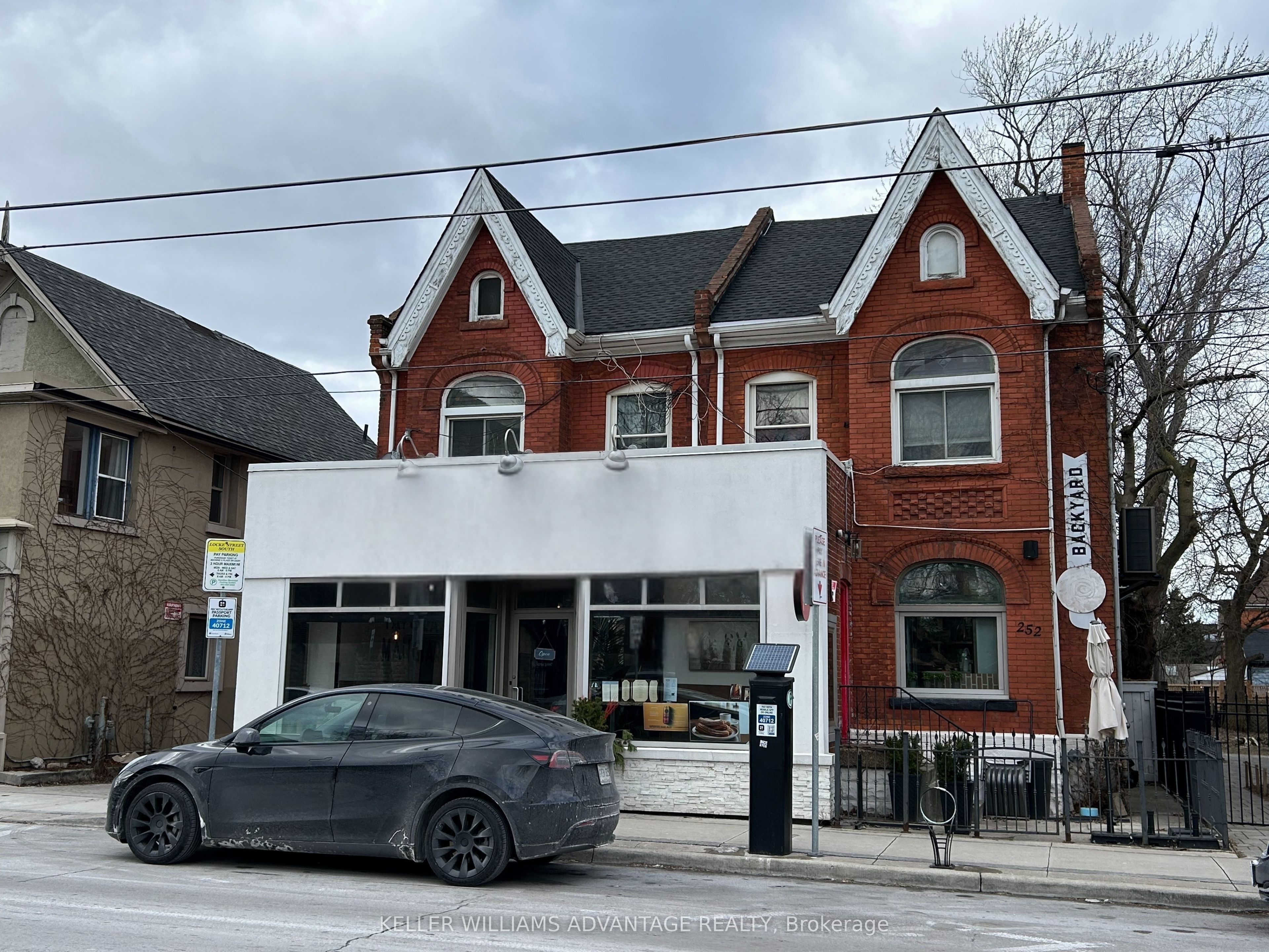 254 Locke Street Property Photo 3