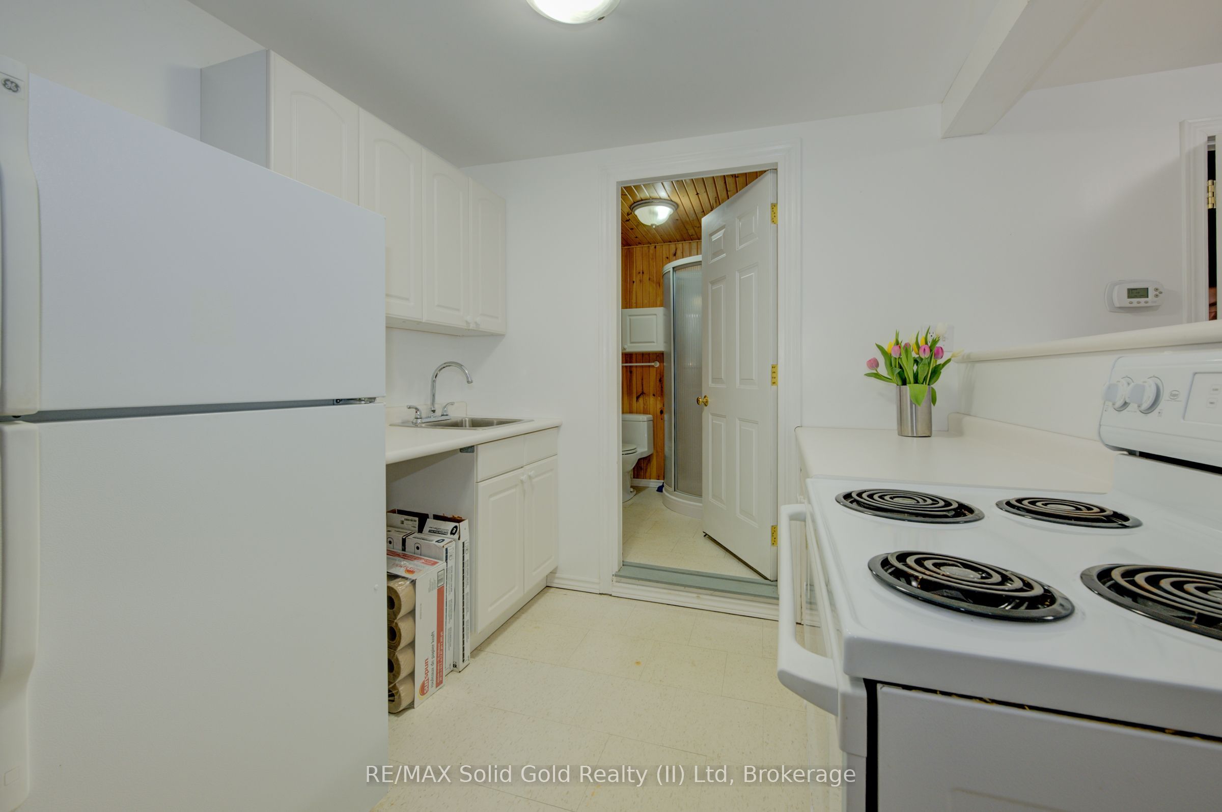 3 St Charles Street Property Photo 41