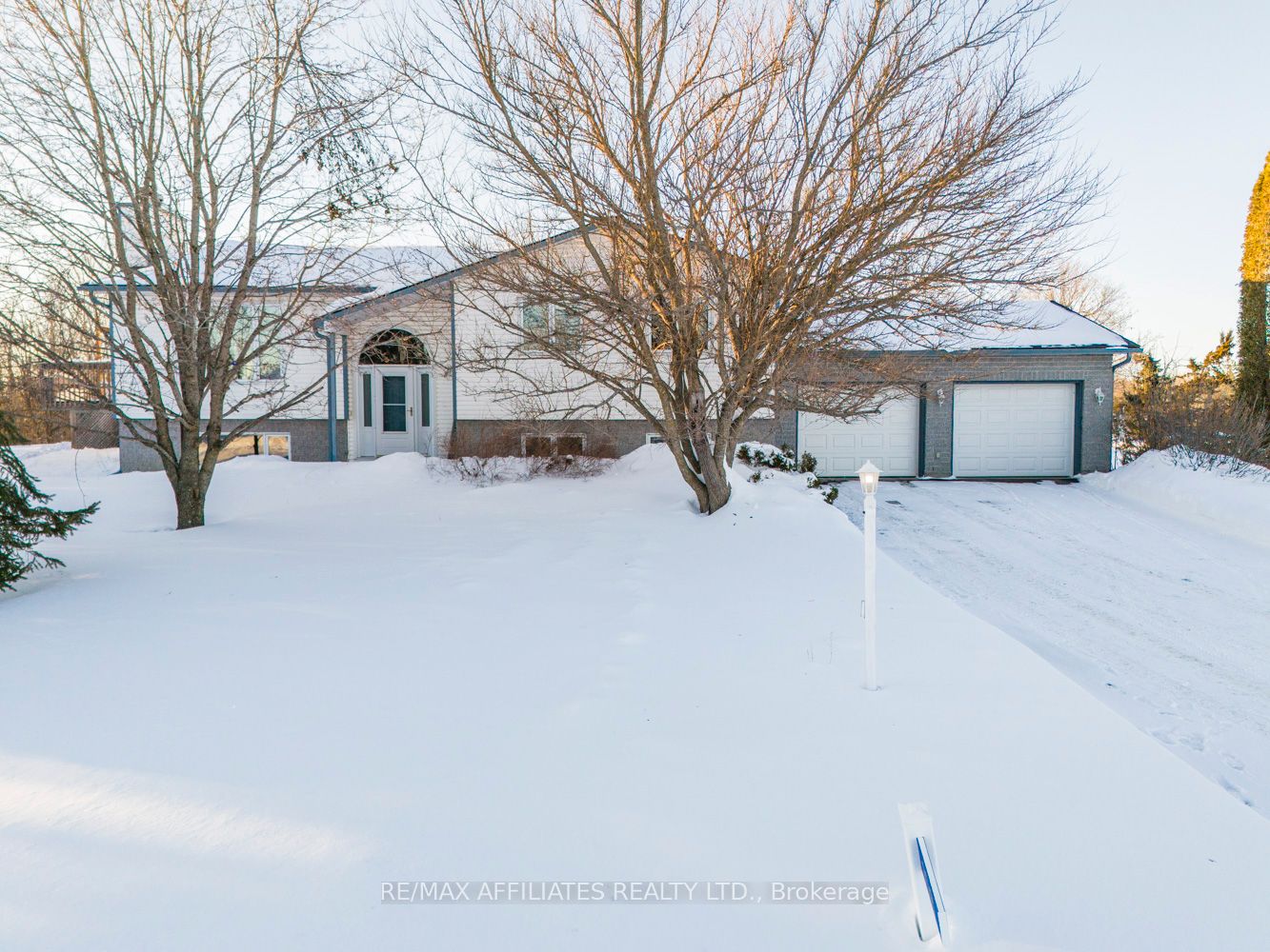 108 Deer Lane Property Photo
