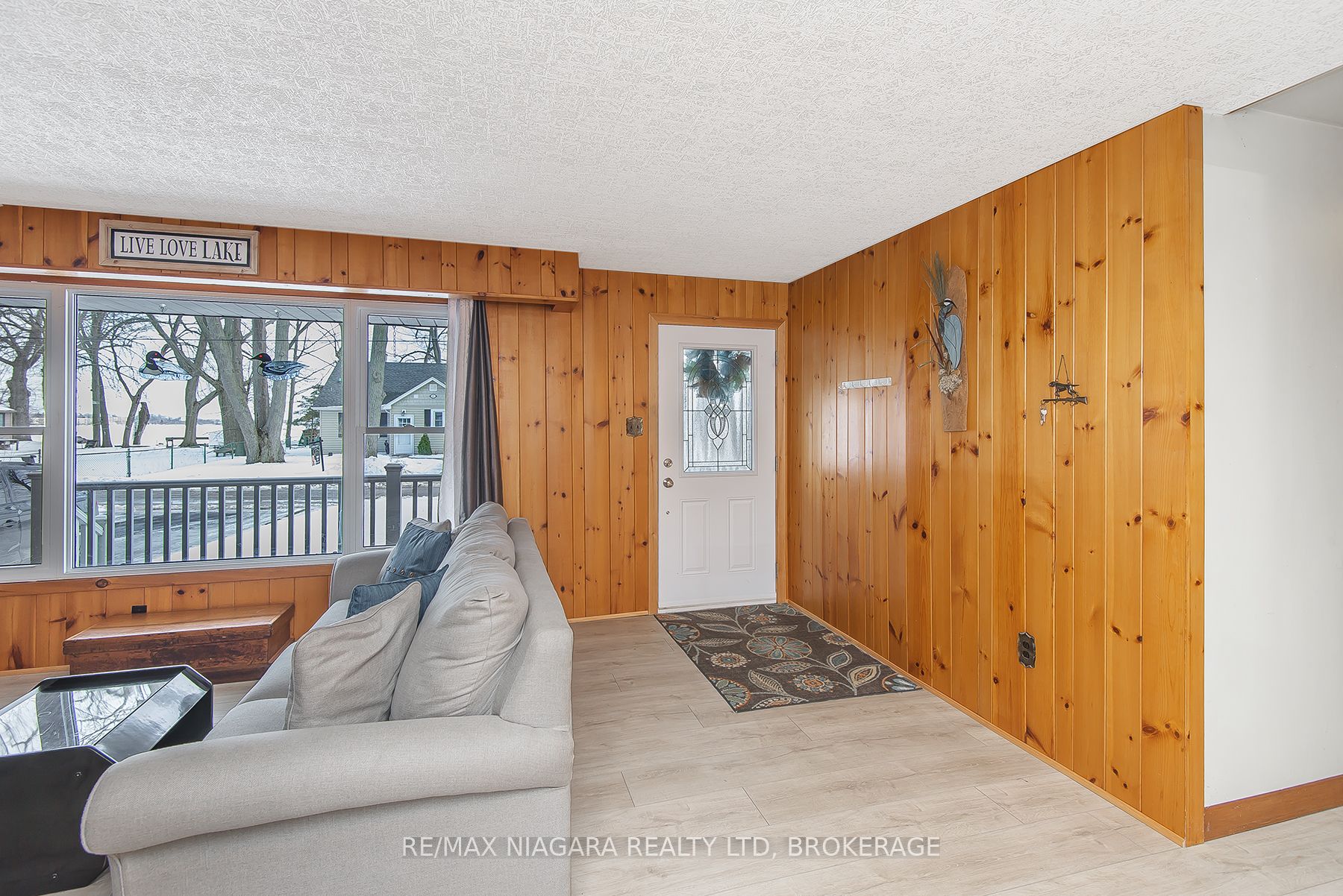 18 Oakridge Crescent Property Photo 13