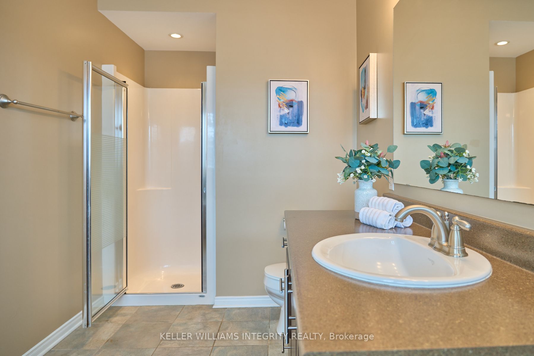 160 Patriot Place Property Photo 22