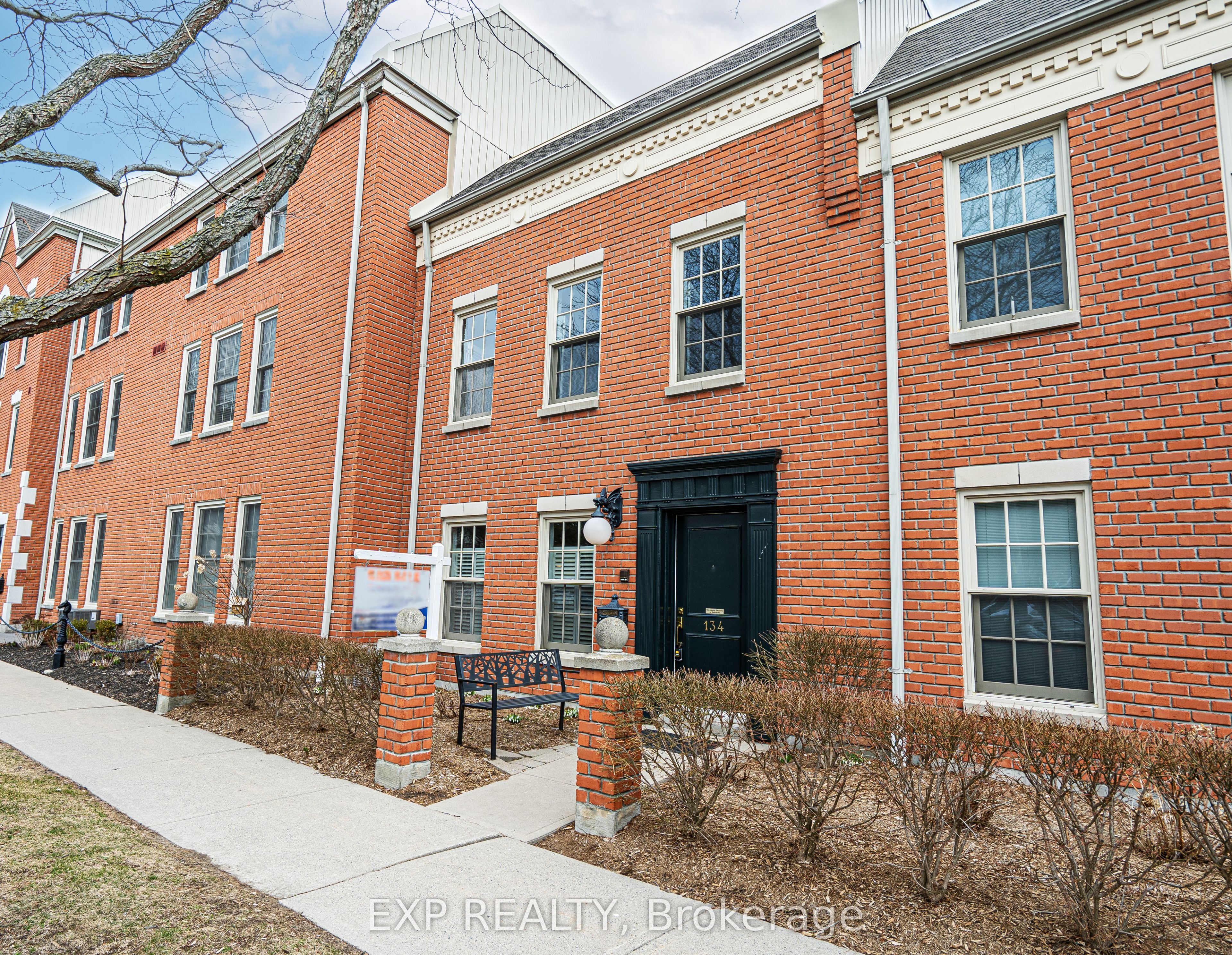 134 Hibernia Street Property Photo 3