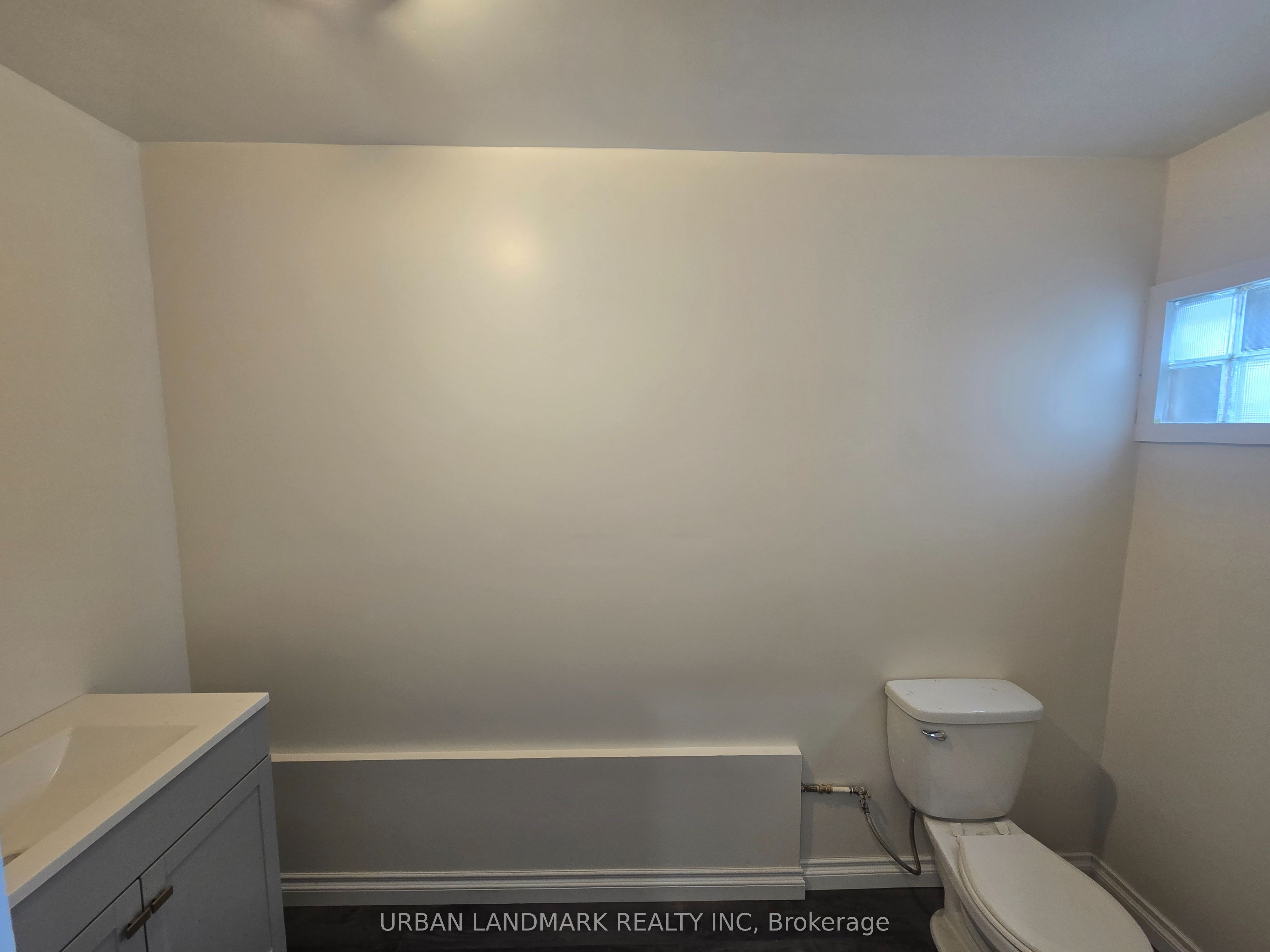 45 St Lawrence Street Property Photo 6