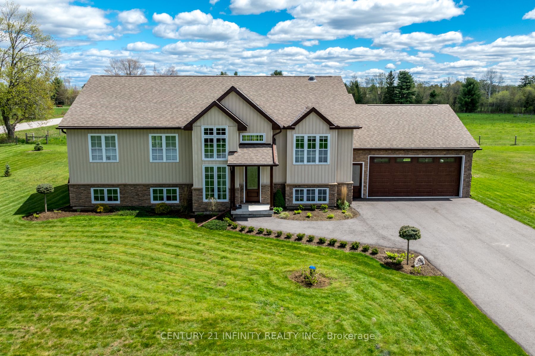 240 Burnt River Road Property Photo