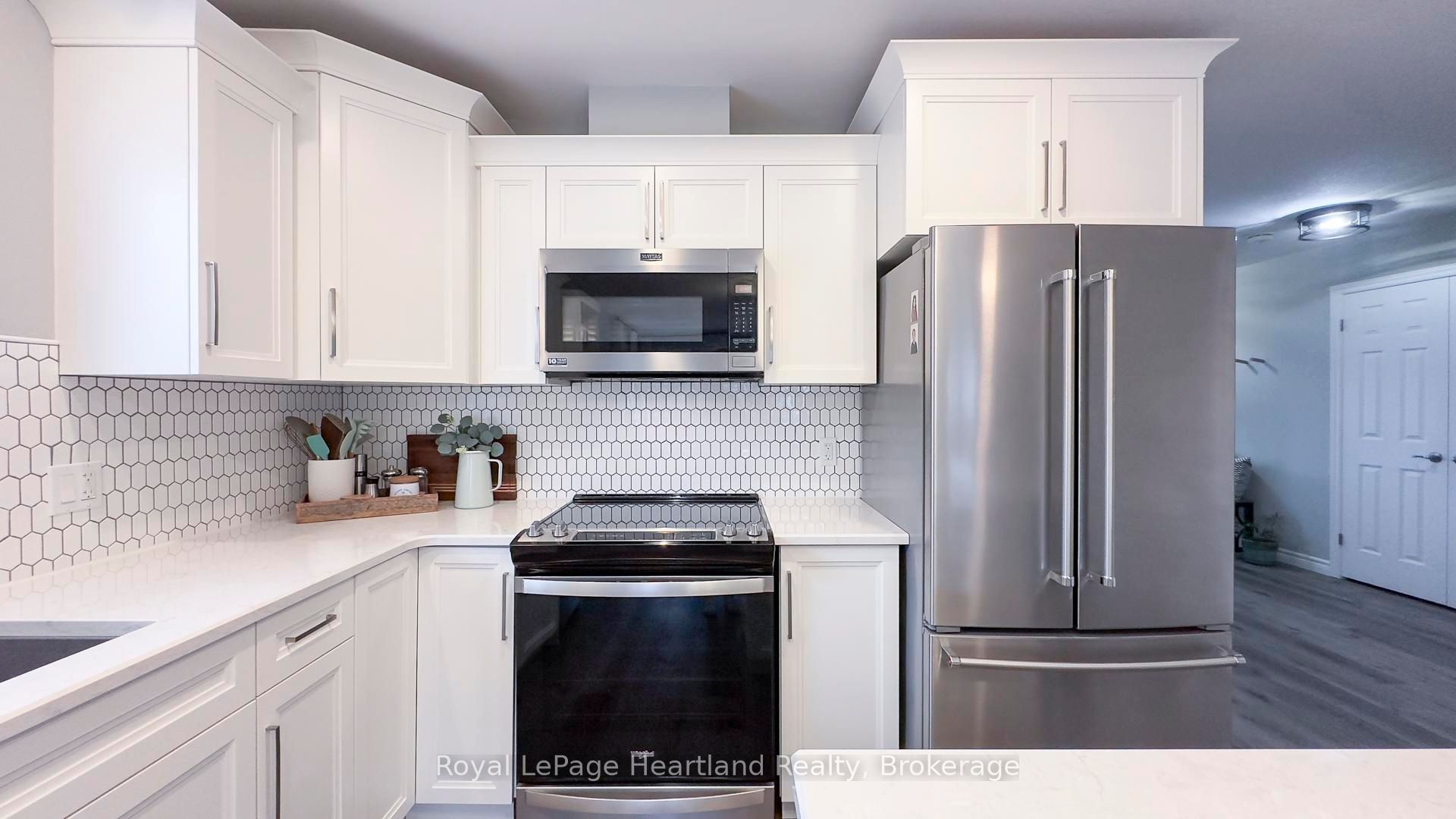 103 Huron Heights Drive Property Photo 16