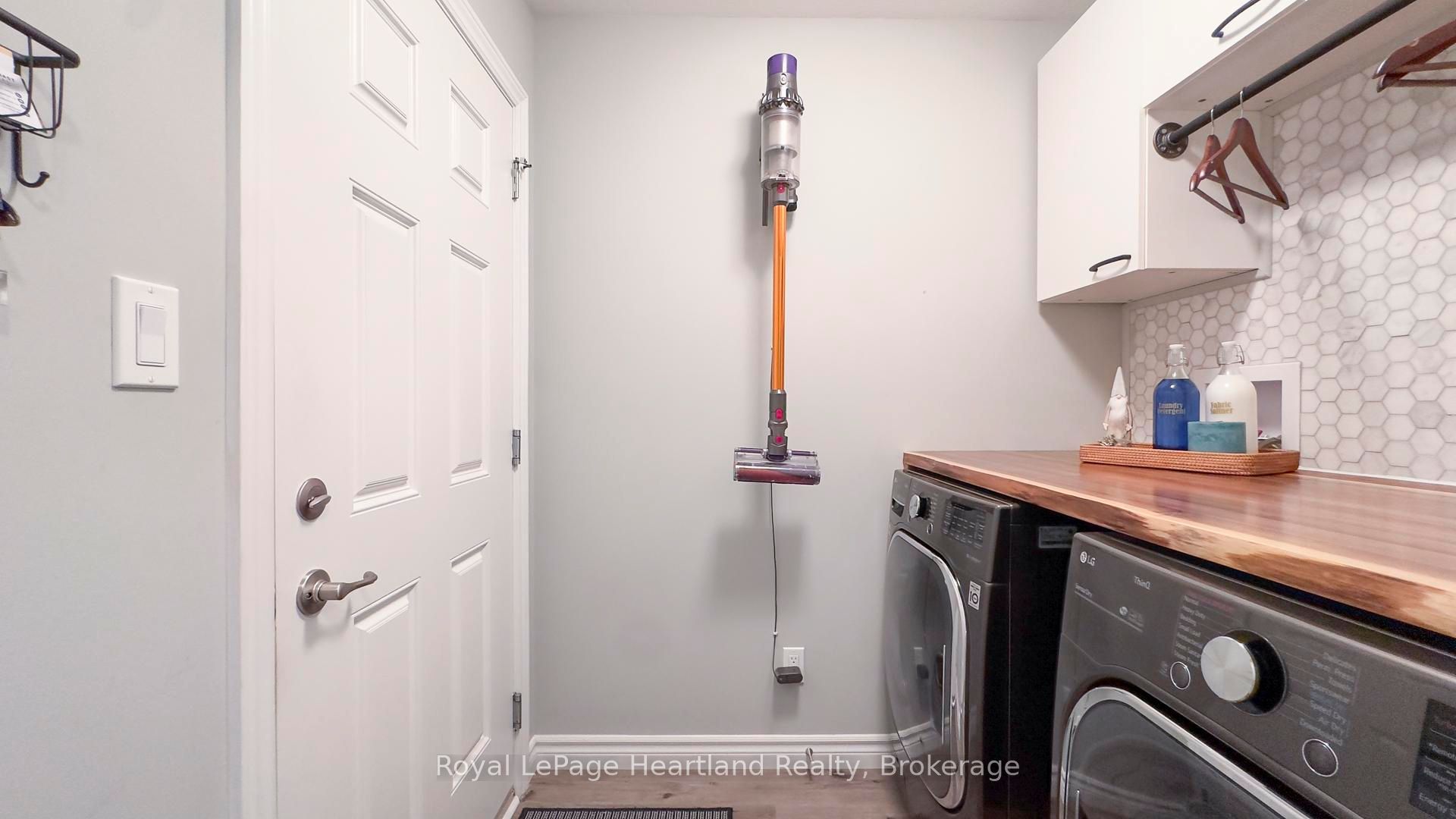 103 Huron Heights Drive Property Photo 28
