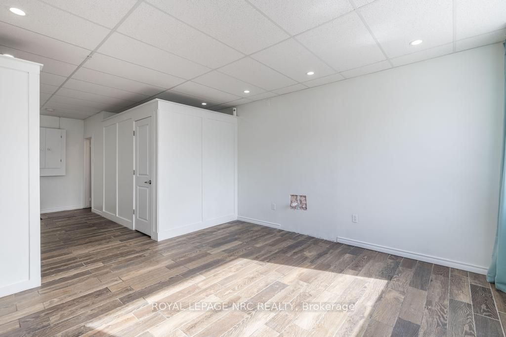 64 Queen St Property Photo 7