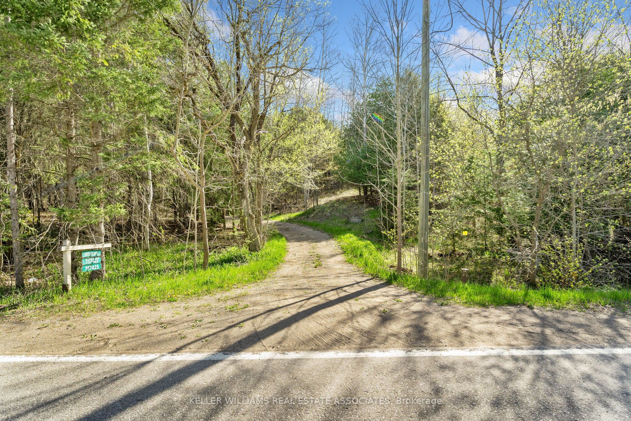 757427 2nd Line East Property Photo 11