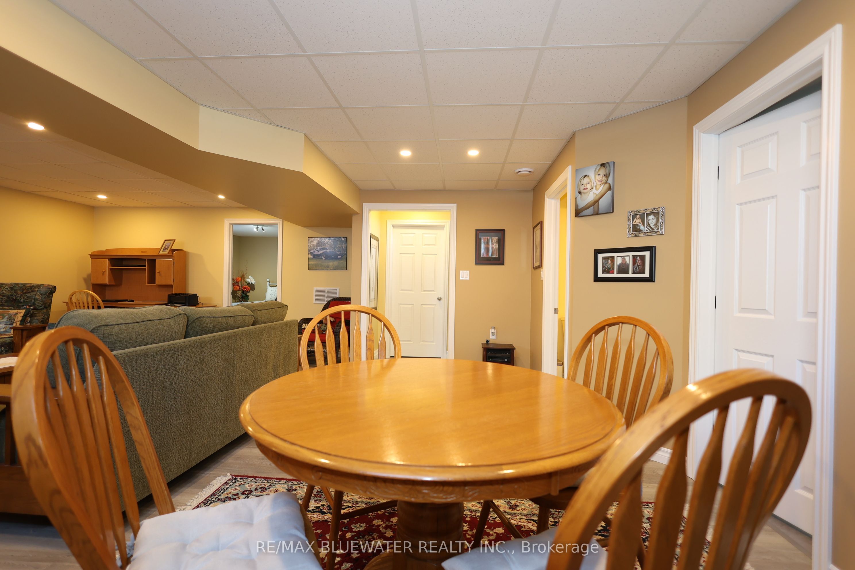 188 Elizabeth Street Property Photo 25