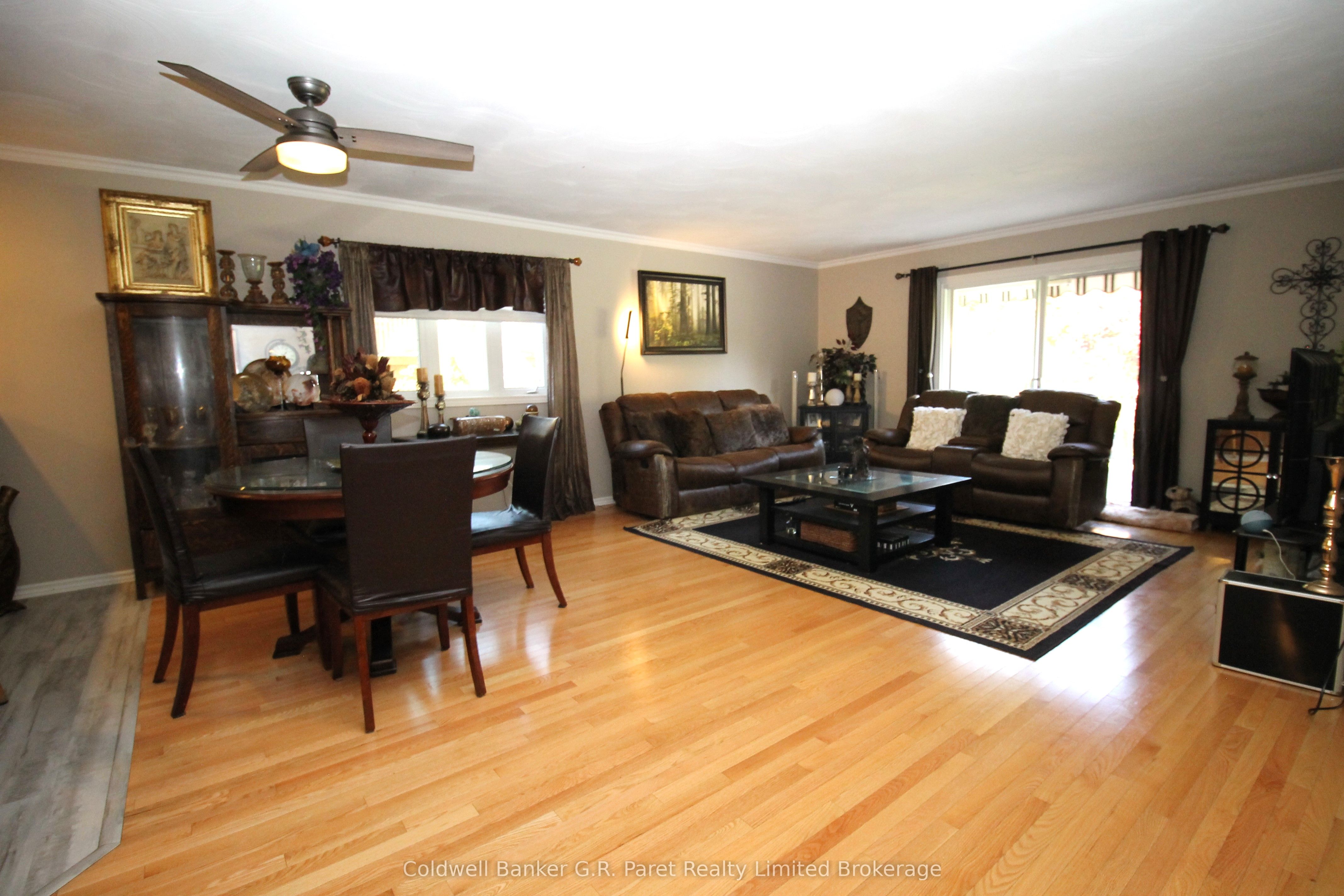 #5 - 150 Oak Street Property Photo 11