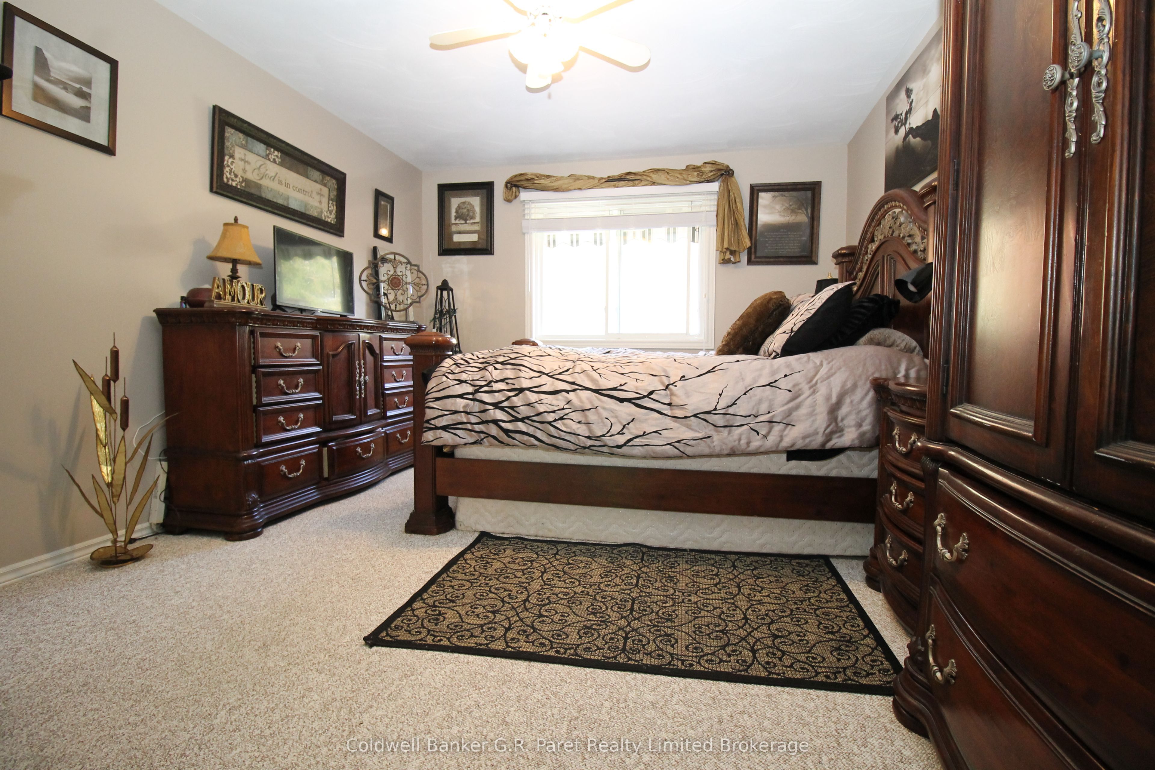 #5 - 150 Oak Street Property Photo 13